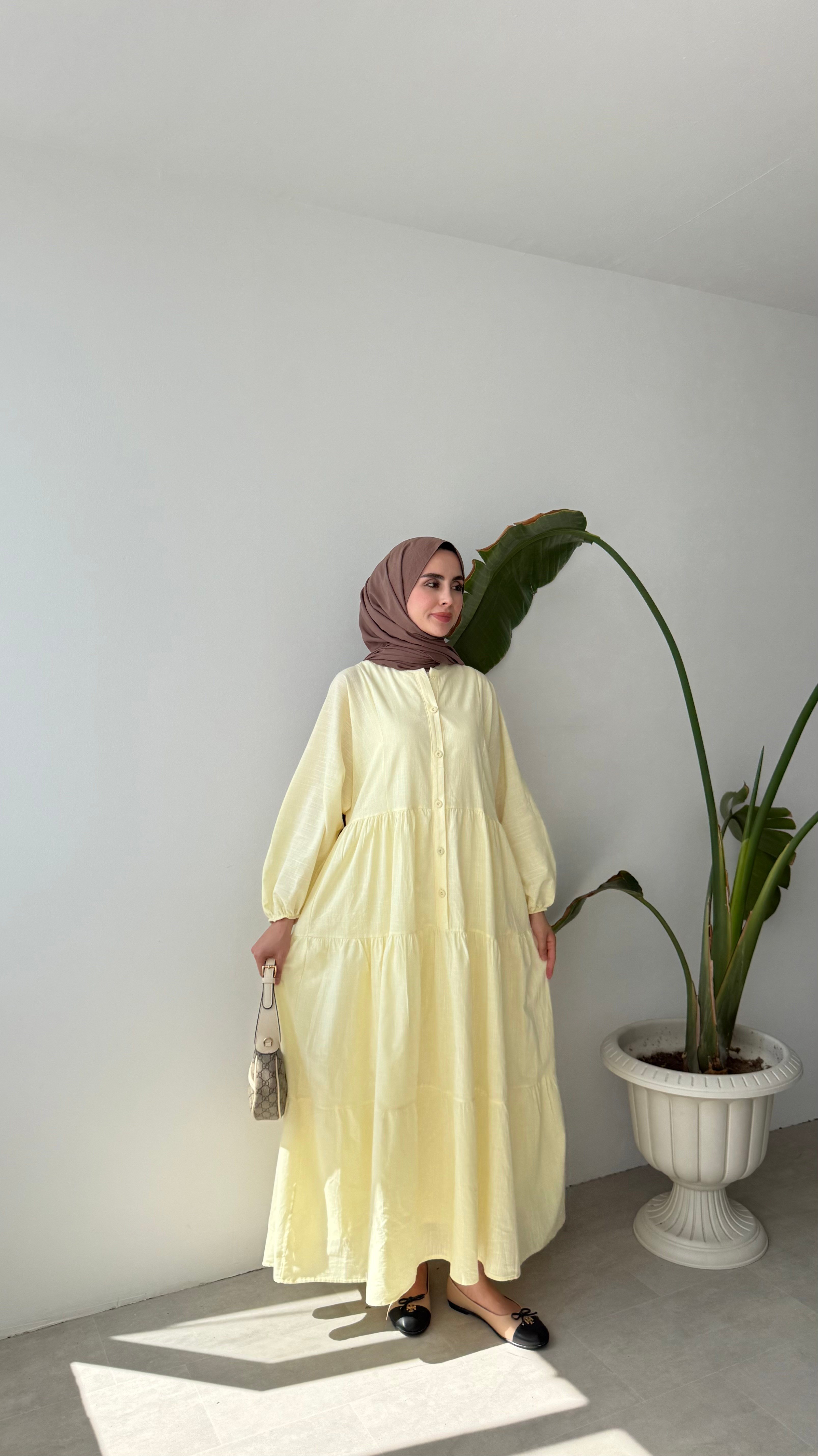 KAT DETAYLI BÜZGÜLÜ ELBİSE - SARI