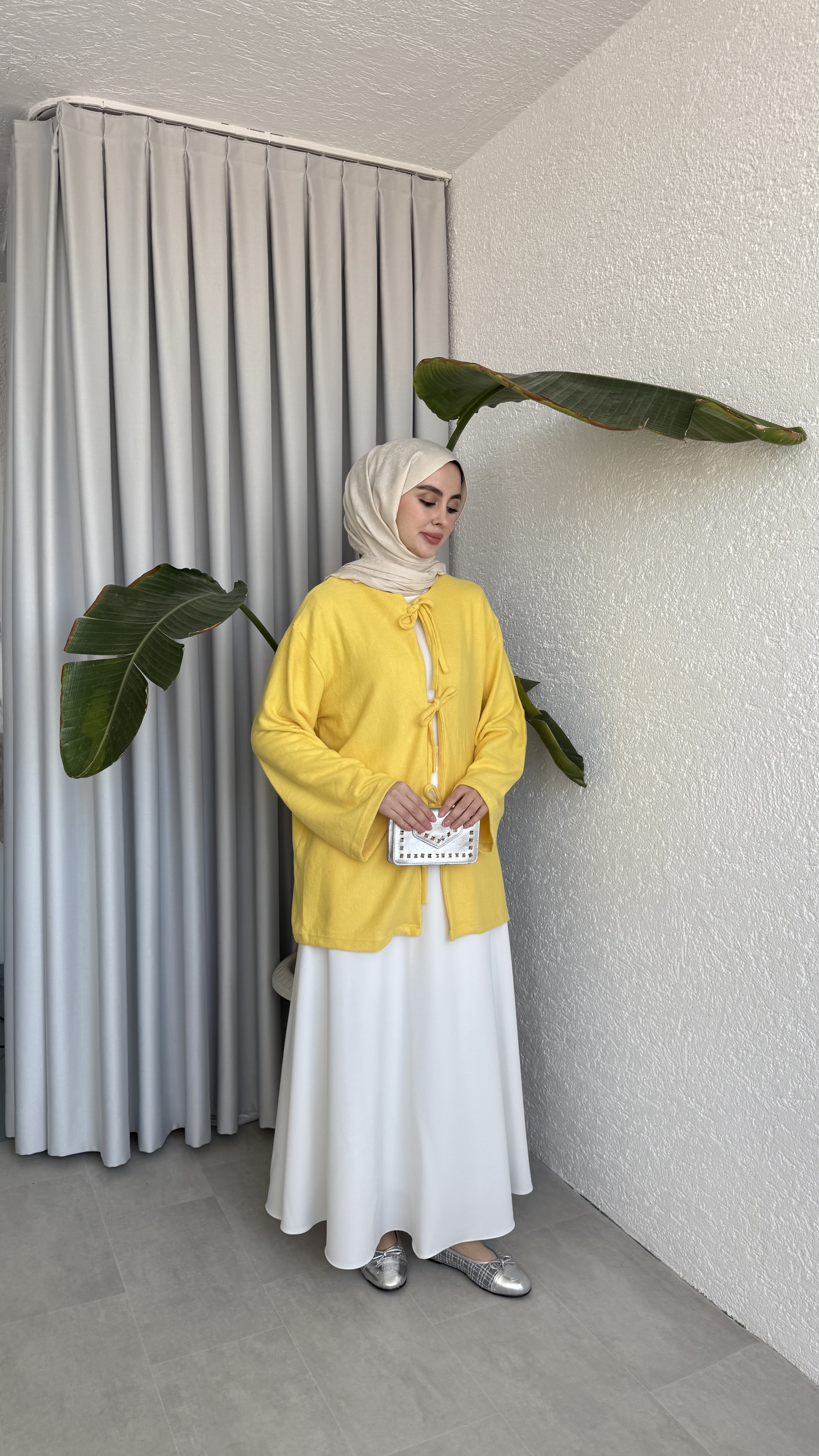 ÖNDEN BAĞLAMALI SÜPREM - SARI
