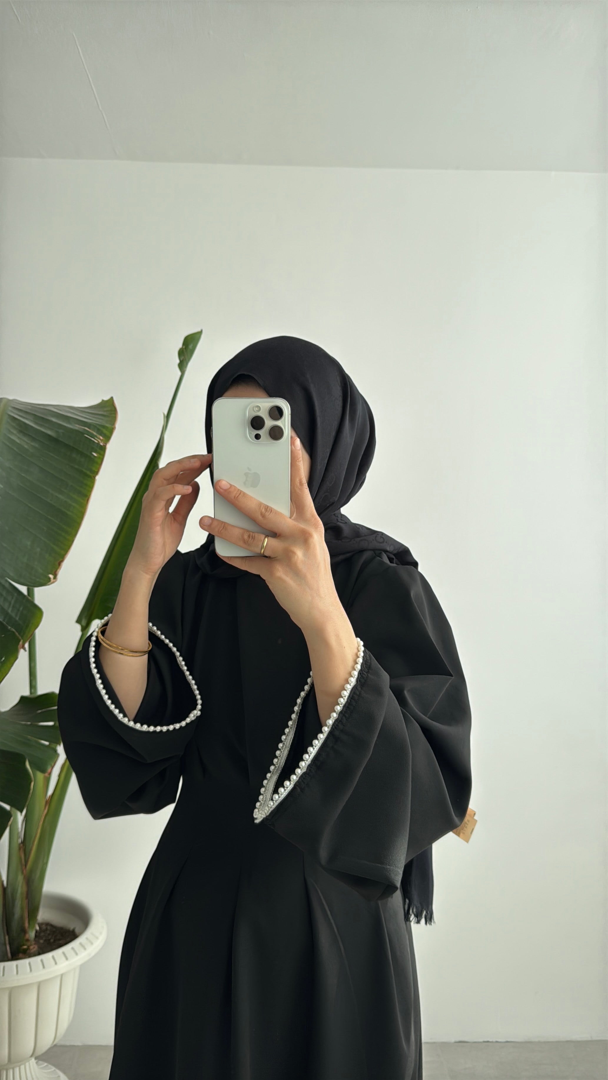VANESA İNCİ DETAYLI ELBİSE - SİYAH
