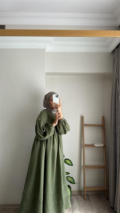 MÜSLİN ELBİSE ÇAĞLA YEŞİLİ