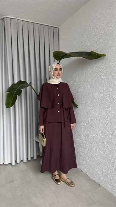 PELERİN DETAYLI ETEK TAKIM - MÜRDÜM