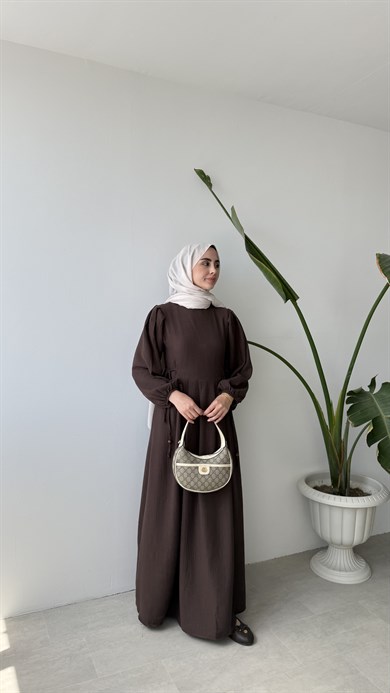RUE YANDAN BAĞLAMALI ELBİSE - KAHVE
