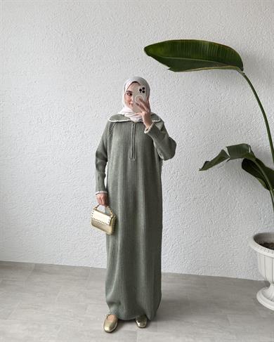 YAKA DETAYLI TRİKO ELBİSE - ADAÇAYI