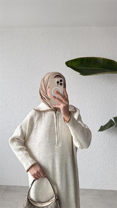 YAKA DETAYLI TRİKO ELBİSE - EKRU 