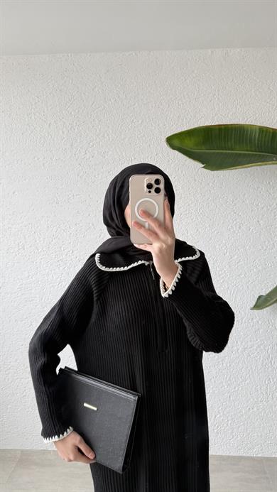 YAKA DETAYLI TRİKO ELBİSE - SİYAH