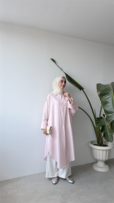 YAN YIRTMAÇLI UZUN GÖMLEK - PEMBE