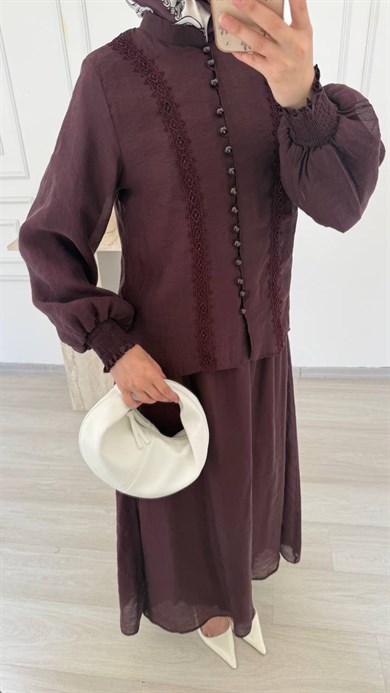 ZARİF DANTEL İŞLEMELİ TAKIM - MÜRDÜM
