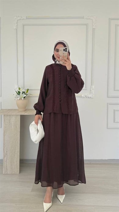 ZARİF DANTEL İŞLEMELİ TAKIM - MÜRDÜM