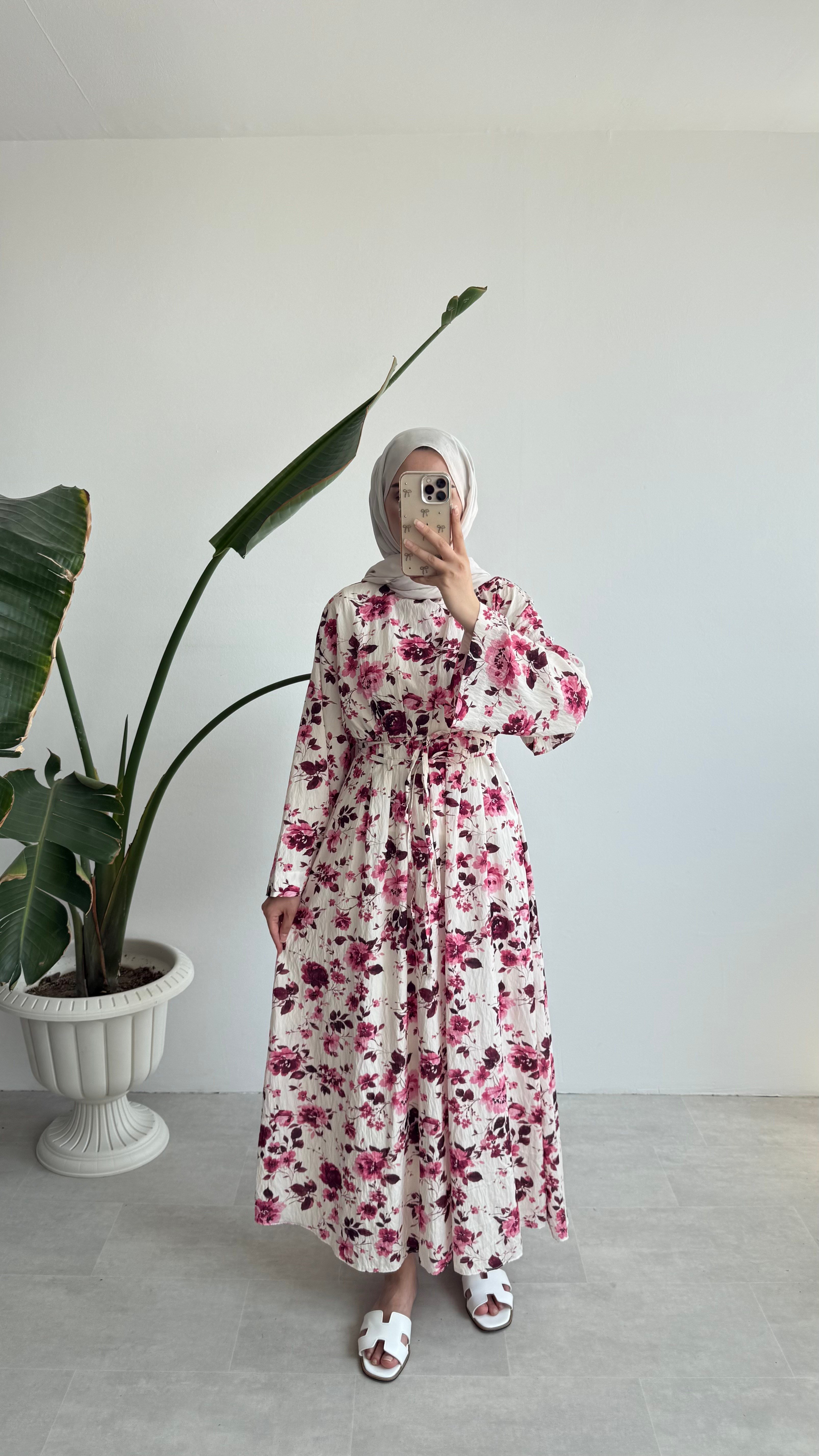 ÇİÇEK DESENLİ UZUN ELBİSE - PEMBE