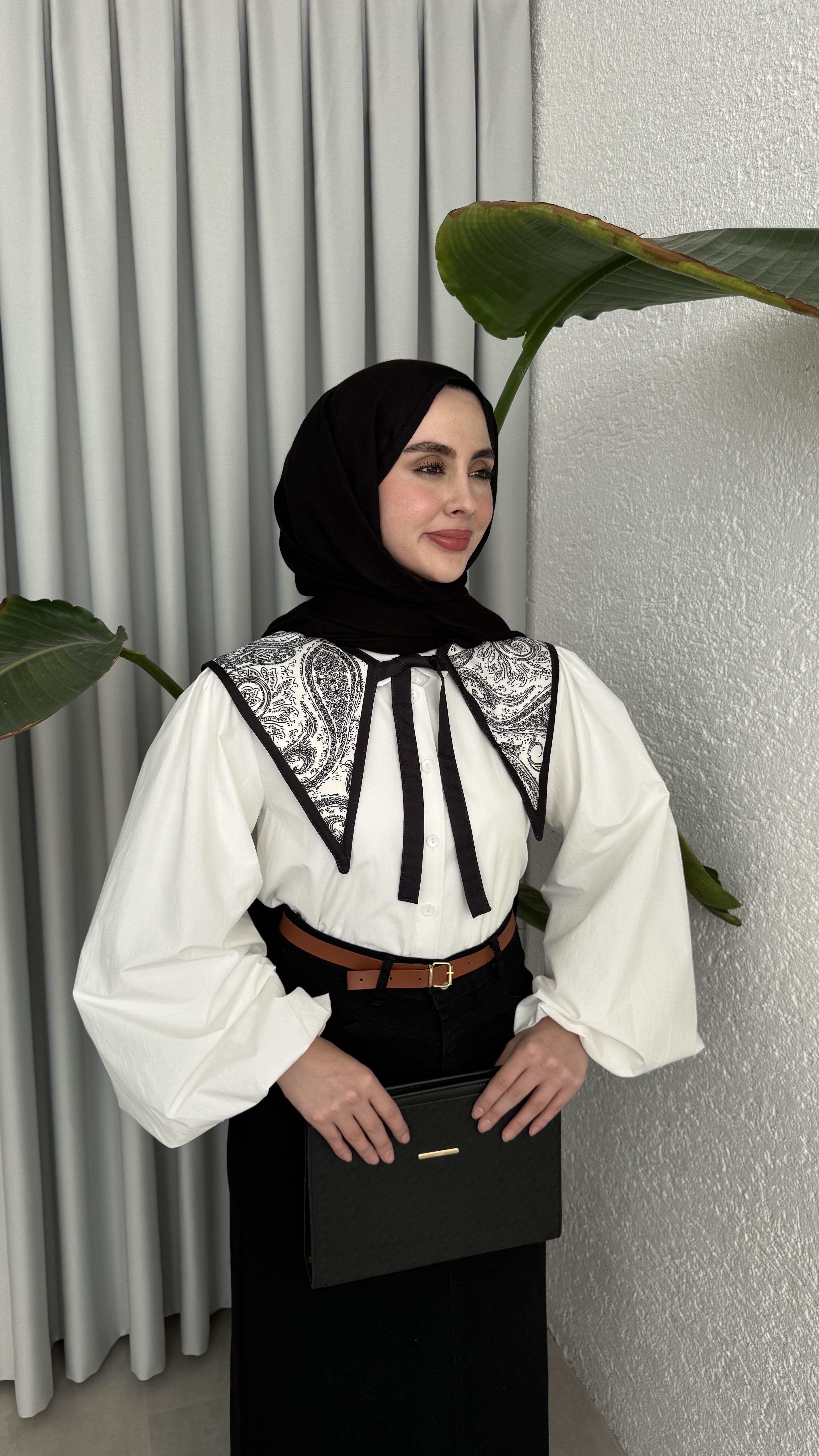 YAKALIK - SİYAH