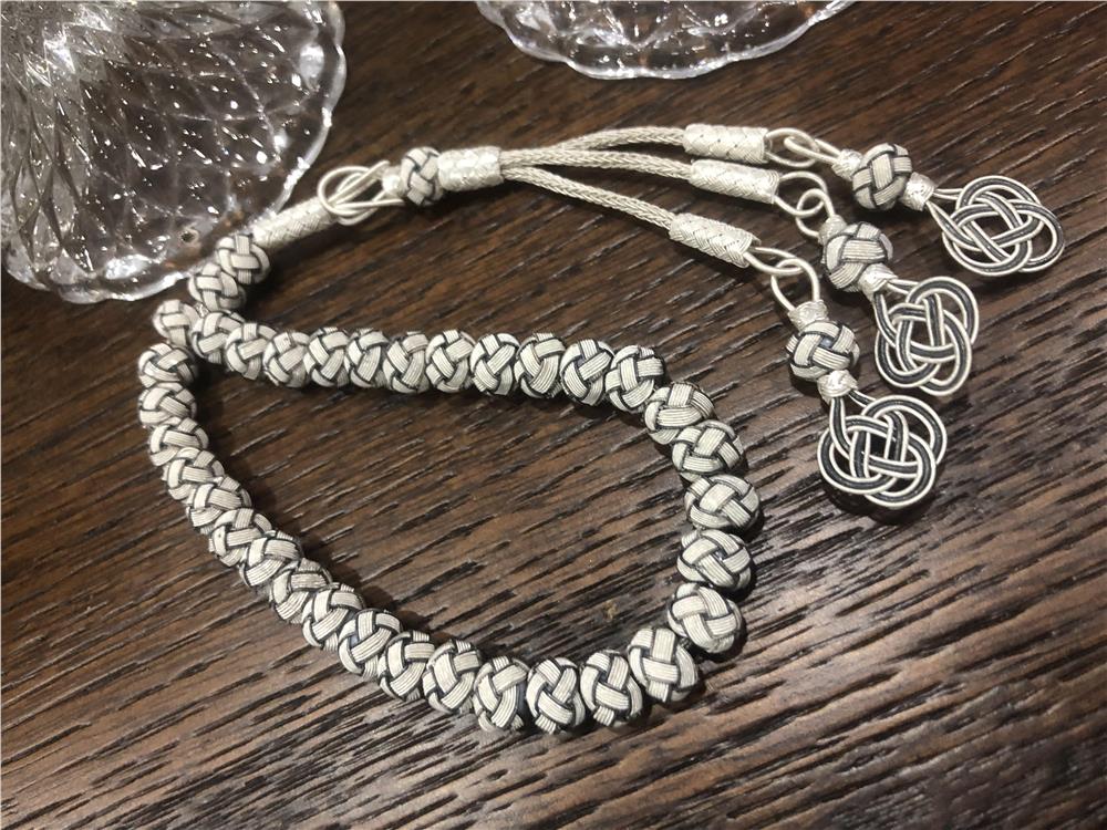 Yonca Püsküllü Kazaziyesiyah Beyaz Gümüş Tesbih