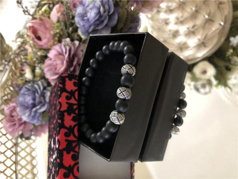 Gümüş Top İşlemeli Obsidyen Taşı Bileklik