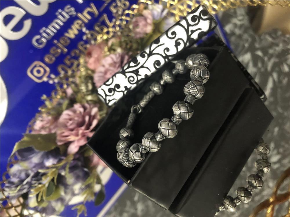 Oksitli Top İşlemeli Kazaziye Gümüş Bileklik