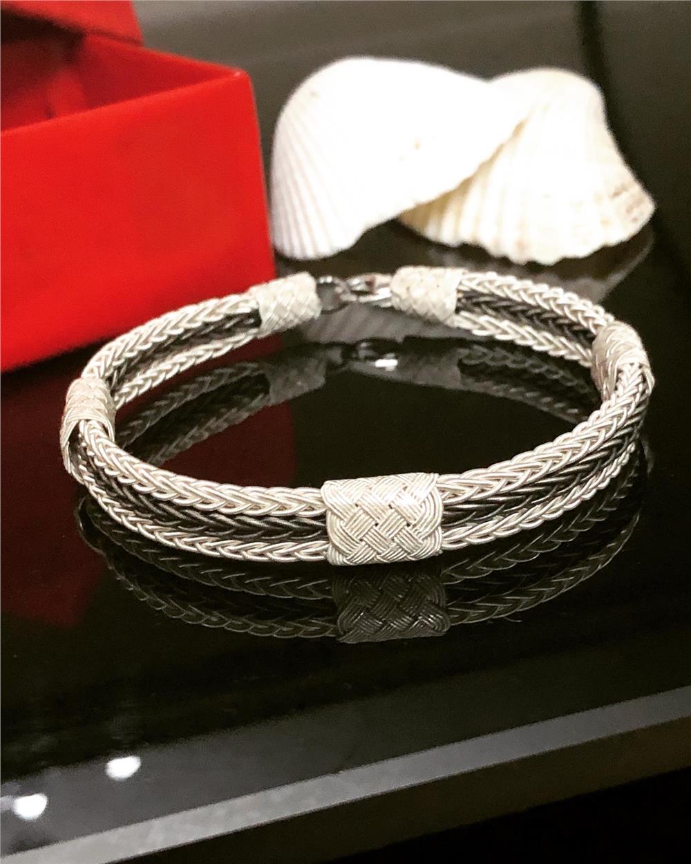 Siyah Beyaz Üçlü Çerkez Model Kazaziye Gümüş Bileklik