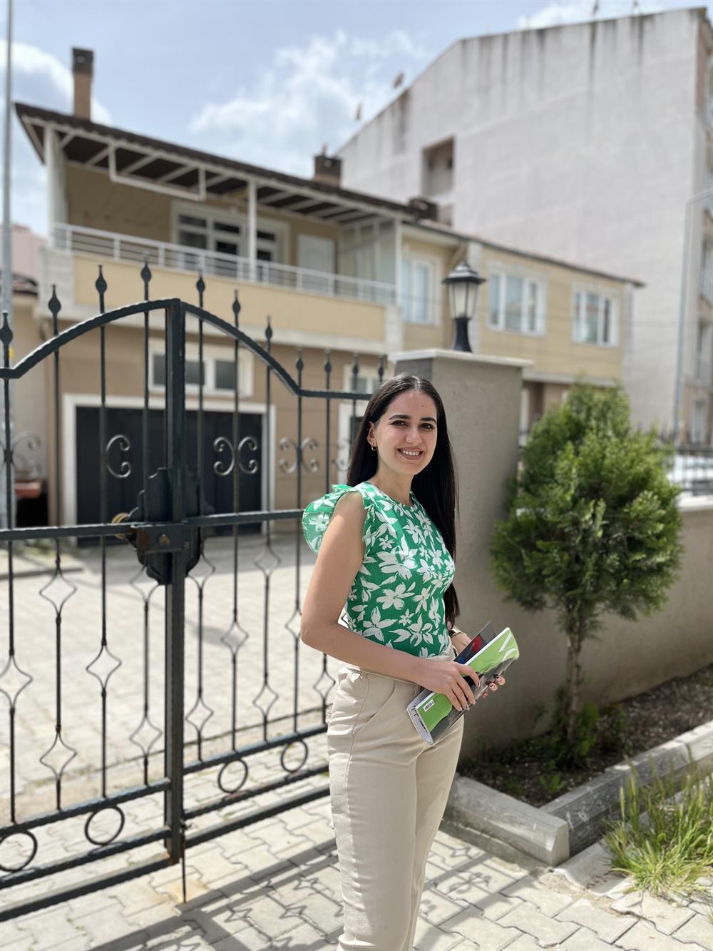 YEŞİL FIRFIRLI BLUZ 