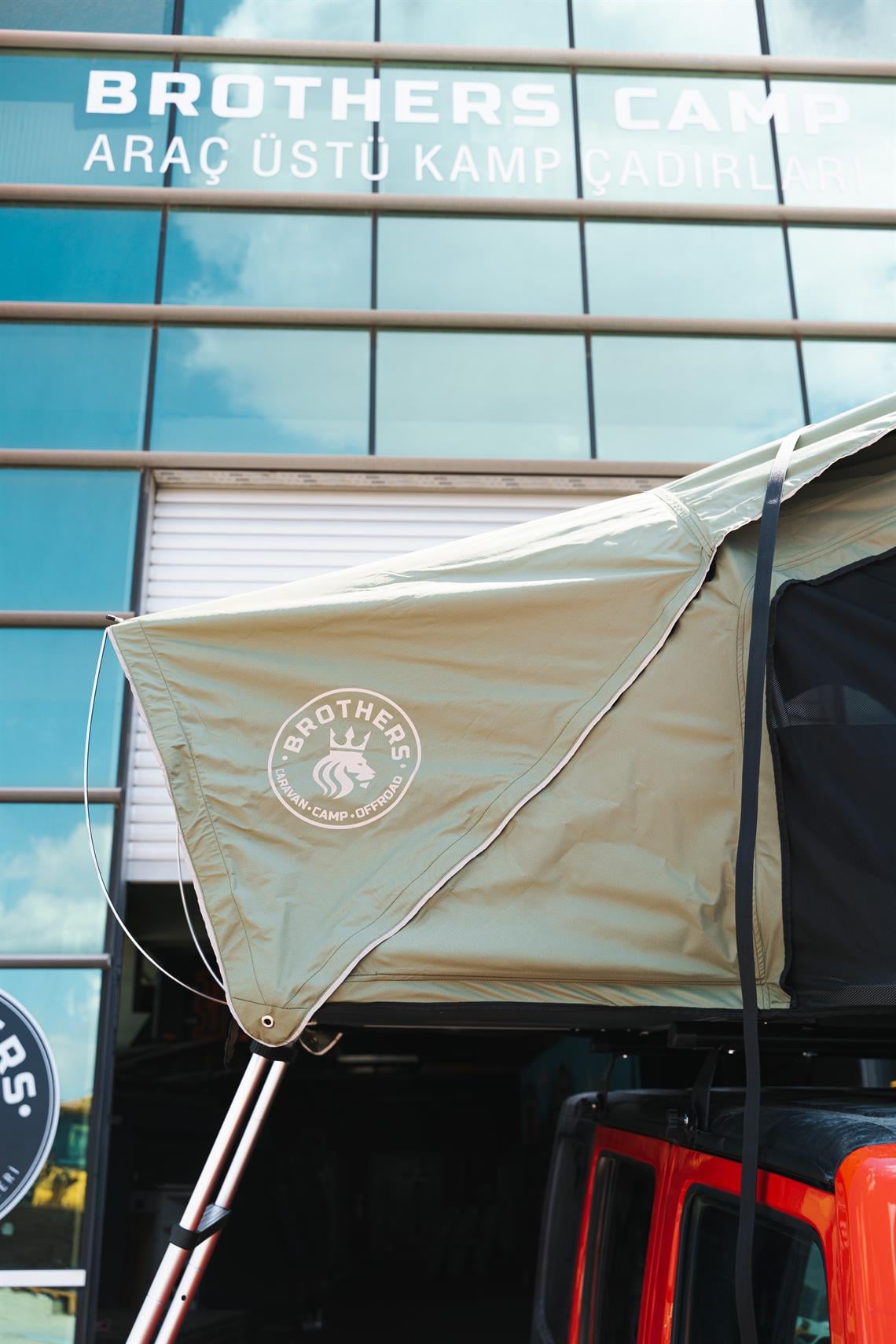 Brotherscamp Araç Üstü Çadır Orta Aile Modeli 