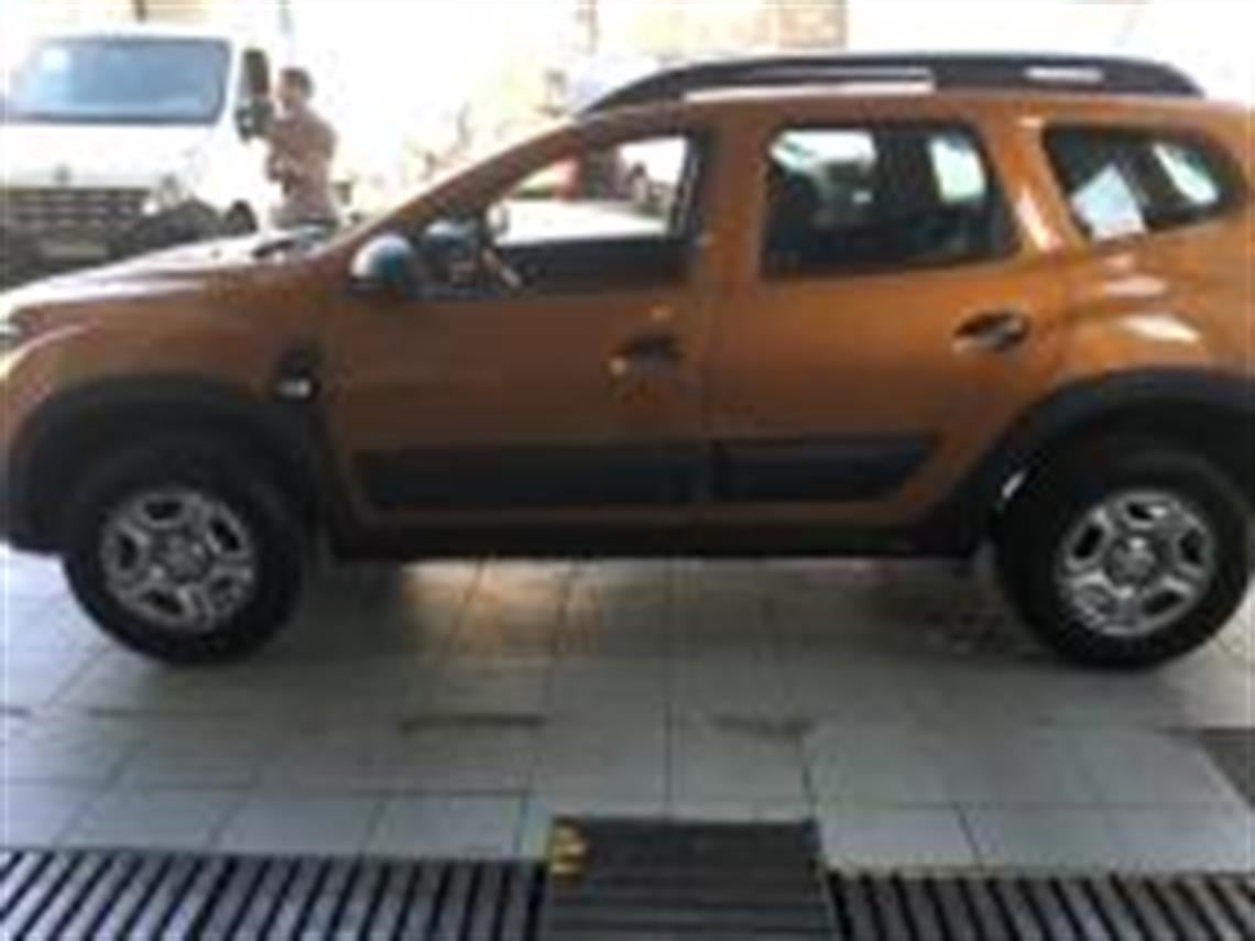 Duster 2018+ Düz Model 12 Parça Çamurluk Ve Kapı Kaplama Seti 