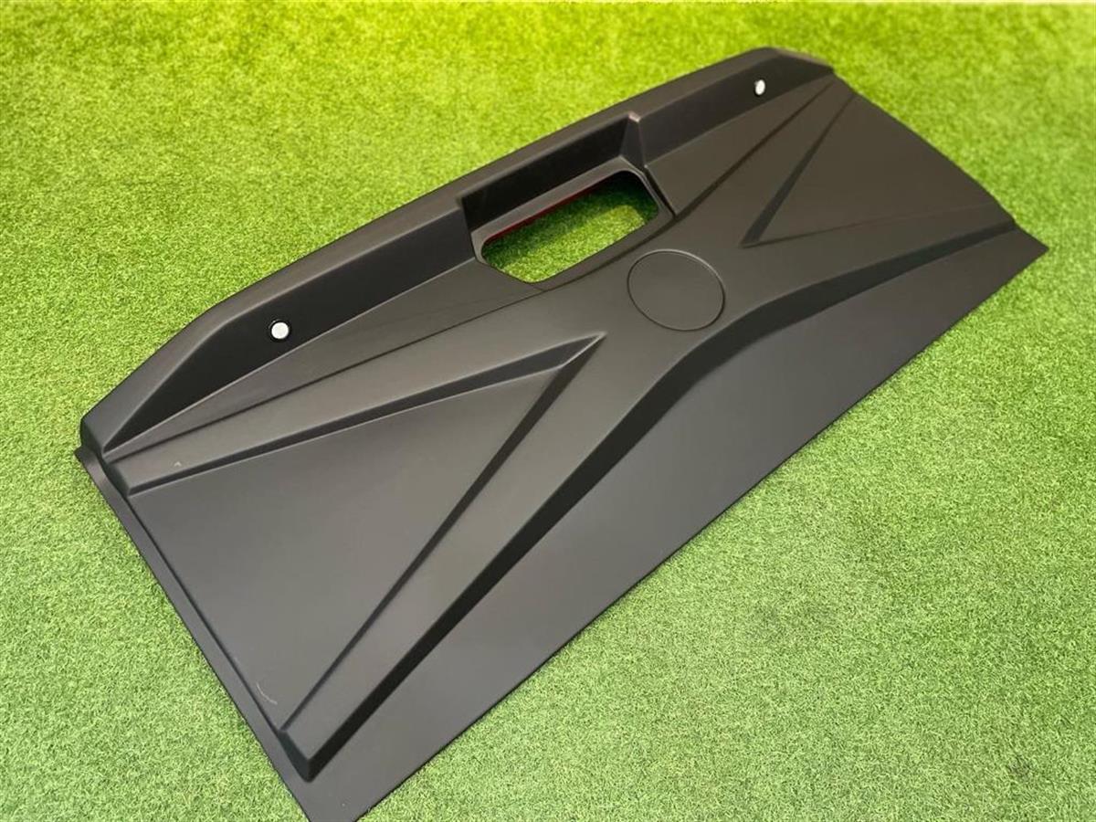 Mercedes X Class Arka Bagaj Kapağı Kaplama