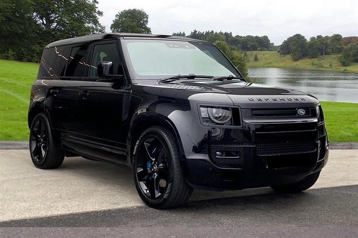 NEW DEFENDER110 BLACK EDITION SET