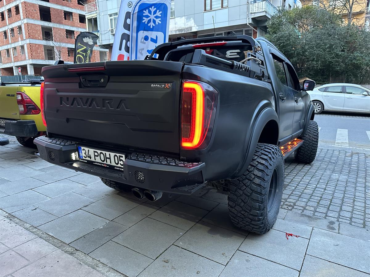 Nissan Navara Bagaj Kapağı Kaplama 