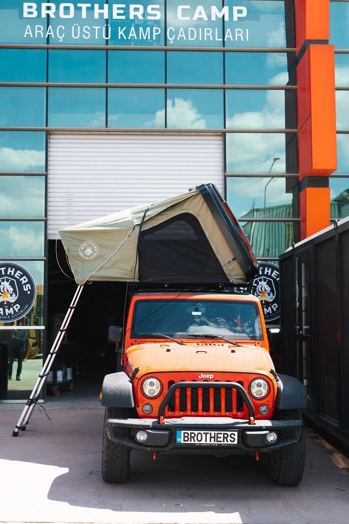 BROTHERSCAMP ARAÇ ÜSTÜ ÇADIR ORTA AİLE MODELİ 