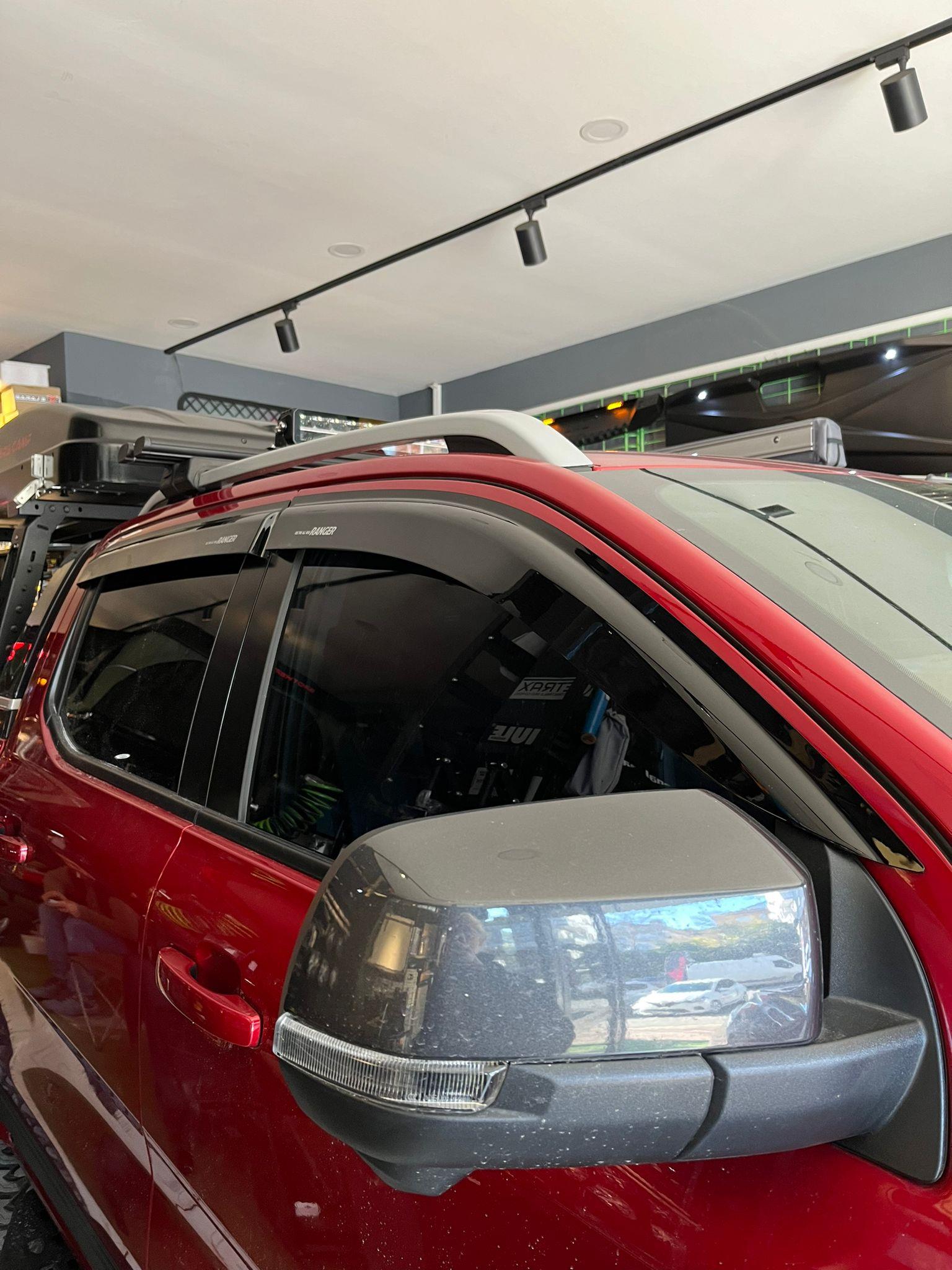 ford ranger 2023 nwe wiltrack cam rüzgarlığı