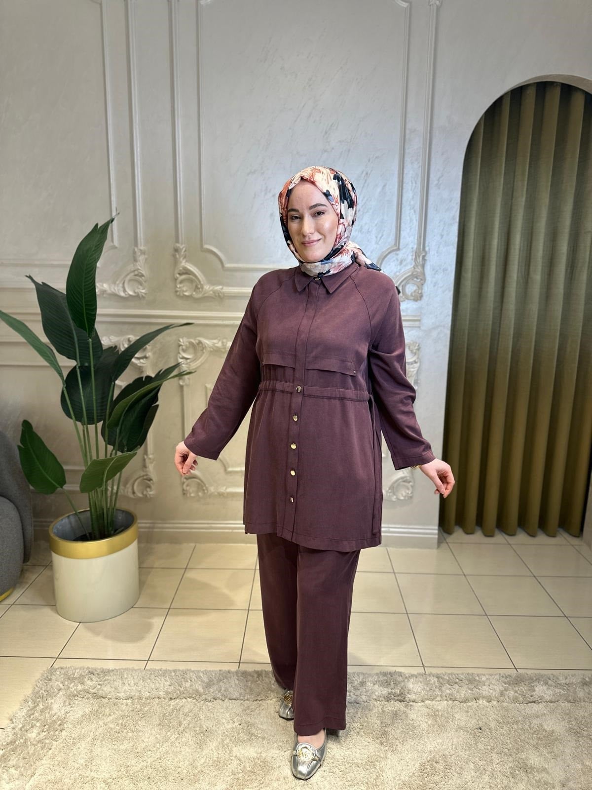 0037 Stella Pantolonlu Takım