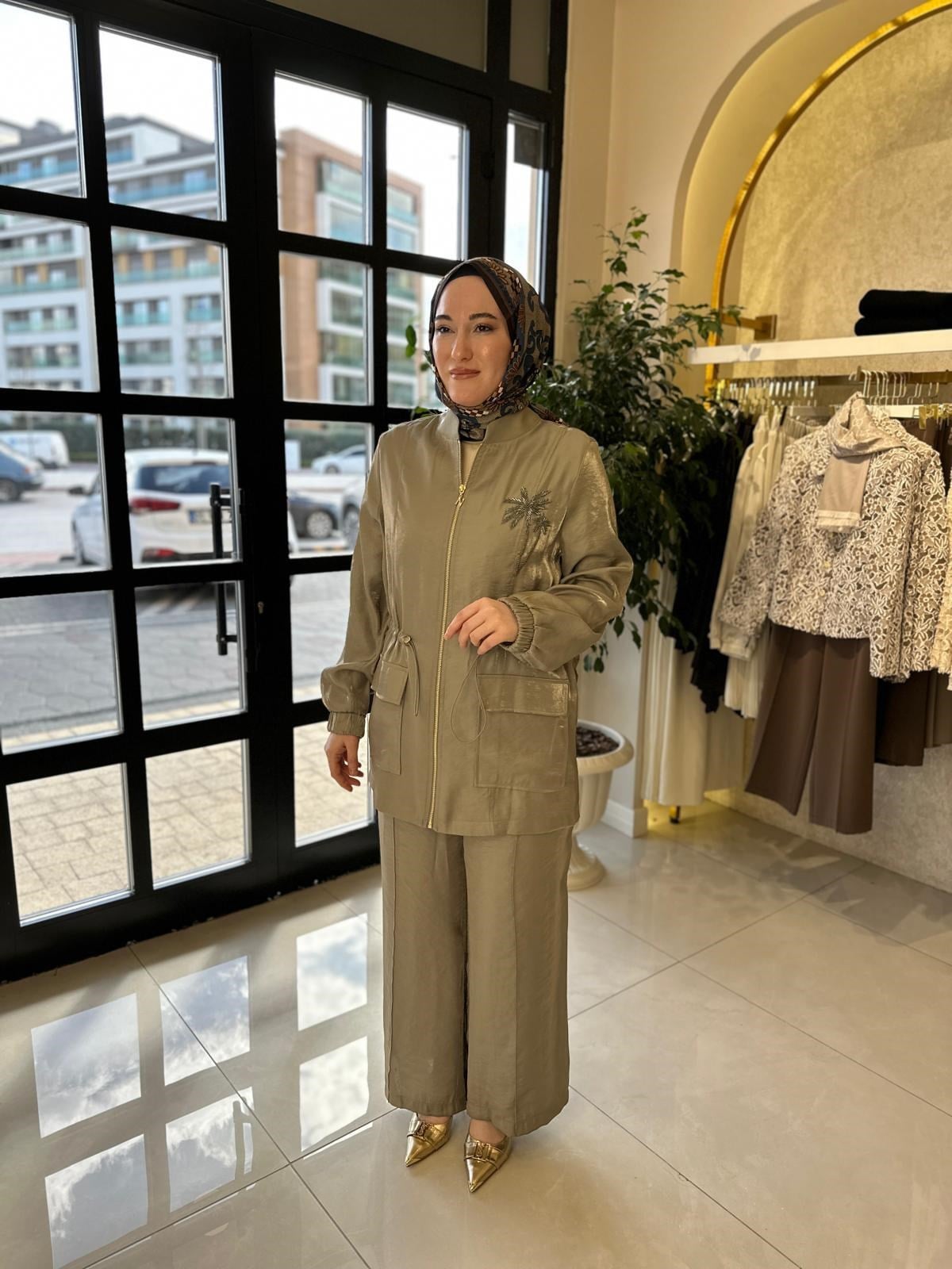 1032-1 Nuss Pantolon Takım