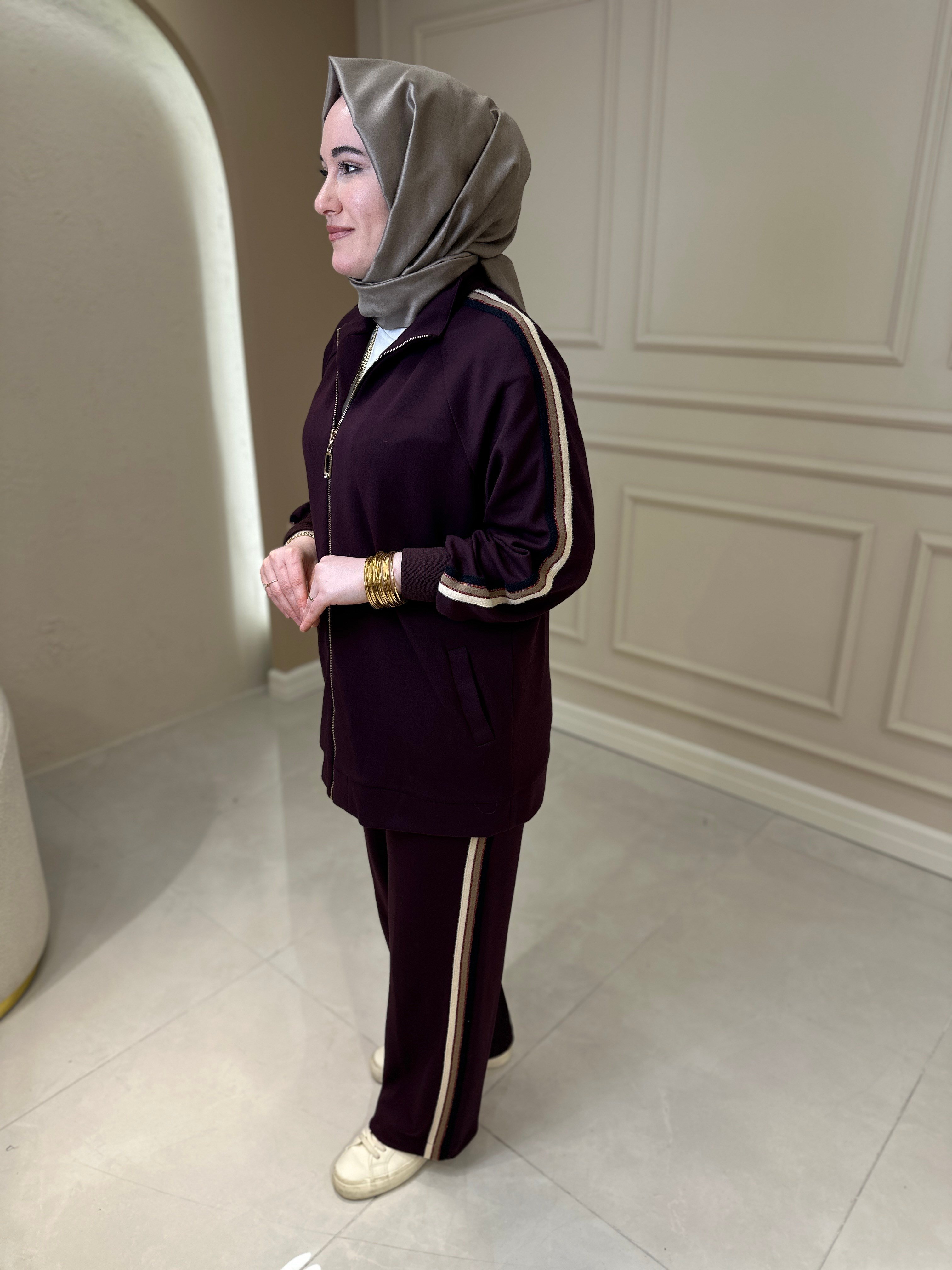 1039 Pantolonlu Takım