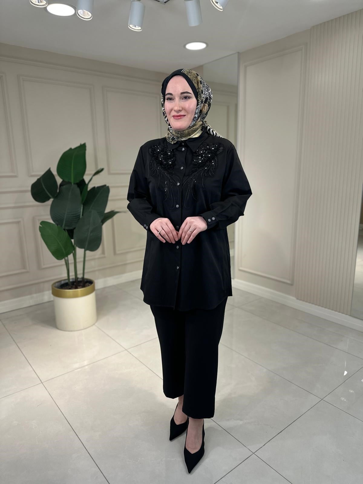 1362 Tunik