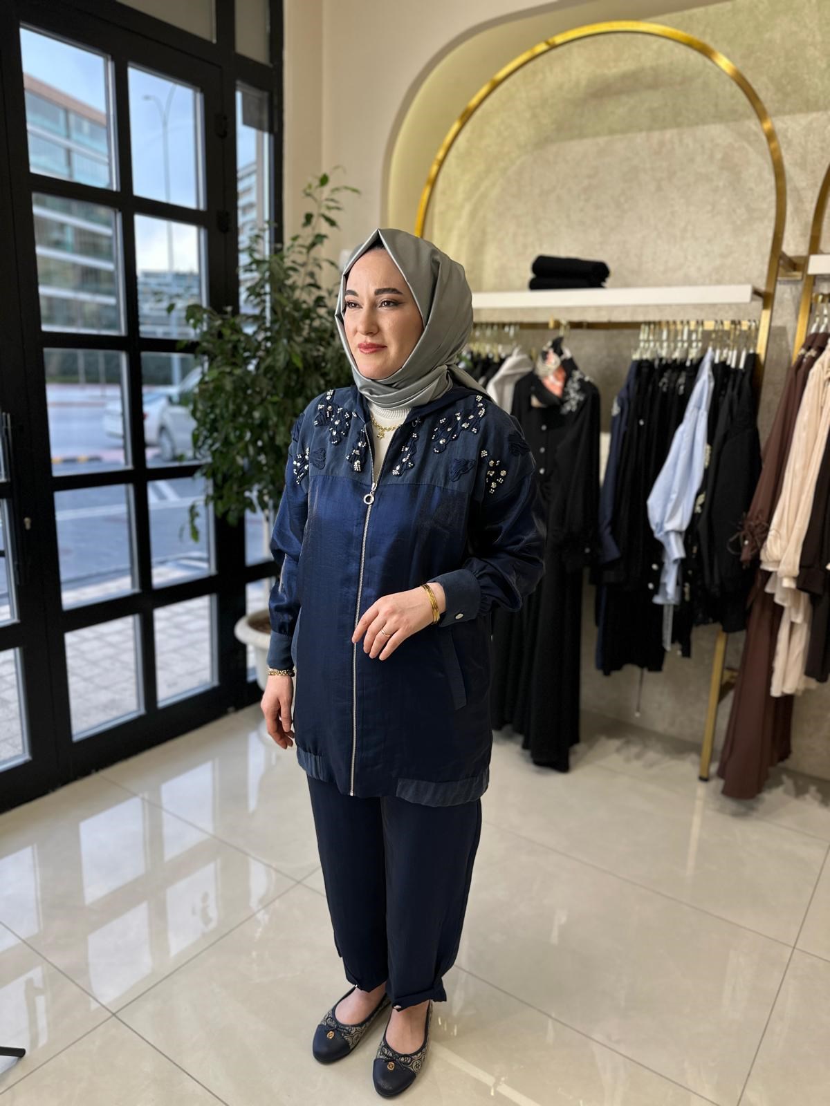 14456 Omuz Taş Detaylı Kapişonlu Takım