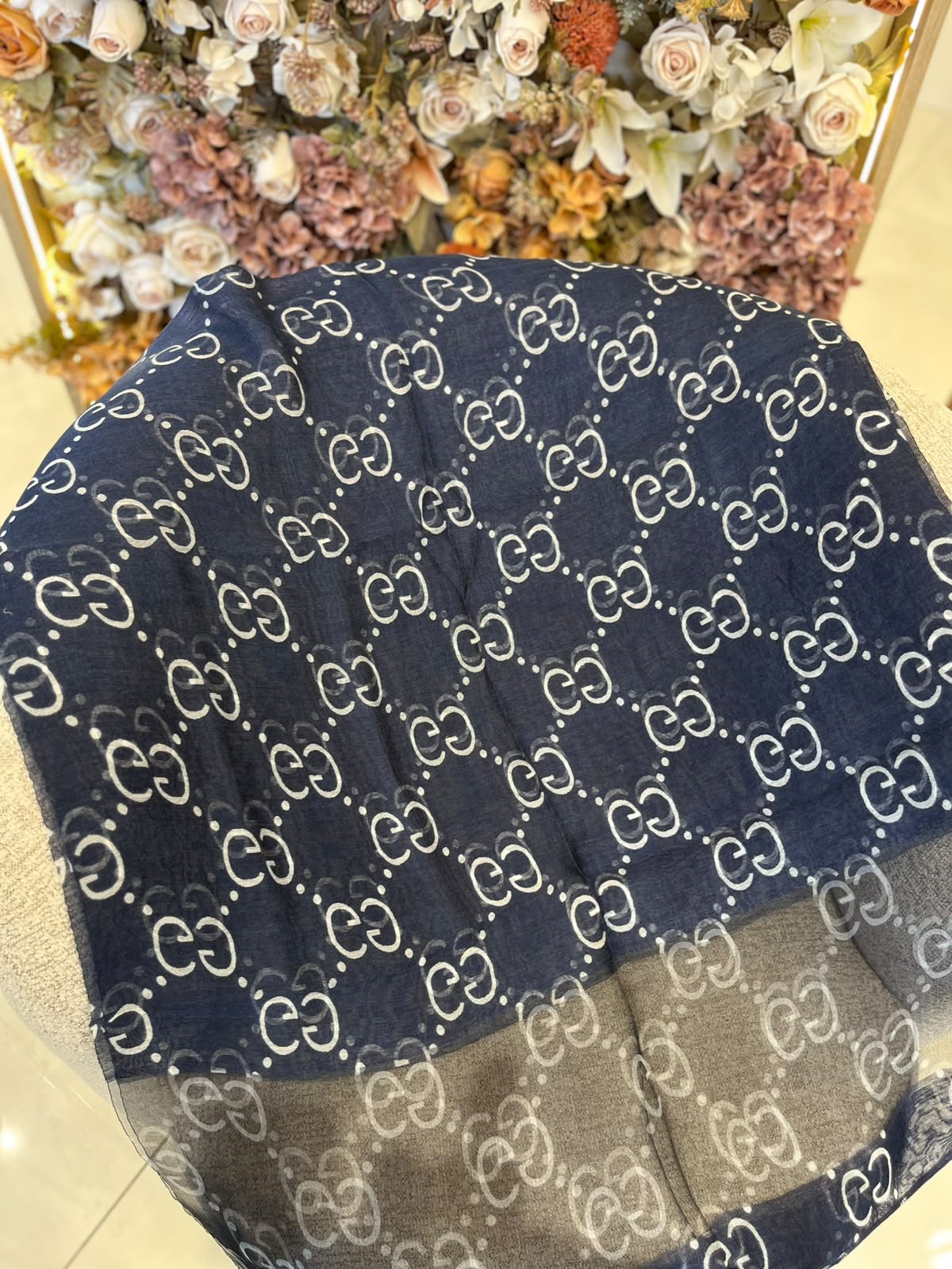 26016 Gucci  Desen Tül Şal