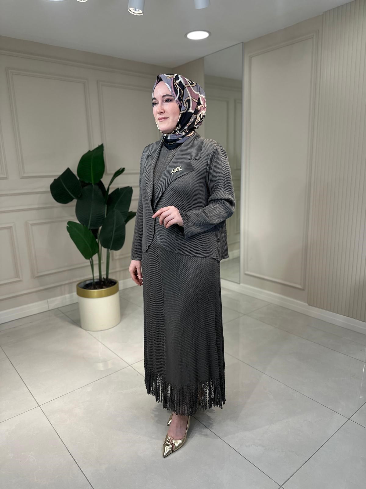 26044 Eteği Püsküllü Elbise Takım