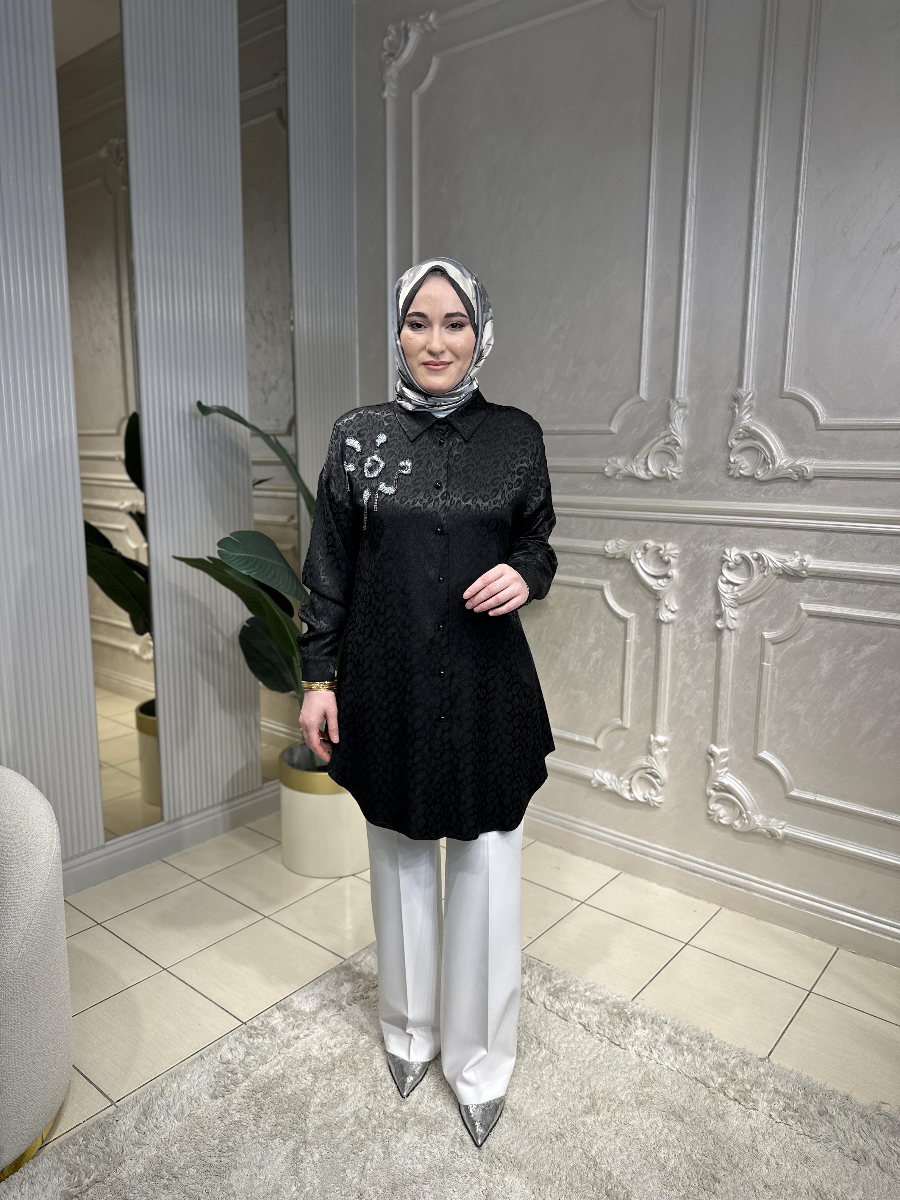 3027 Taşlı Jakar Tunik