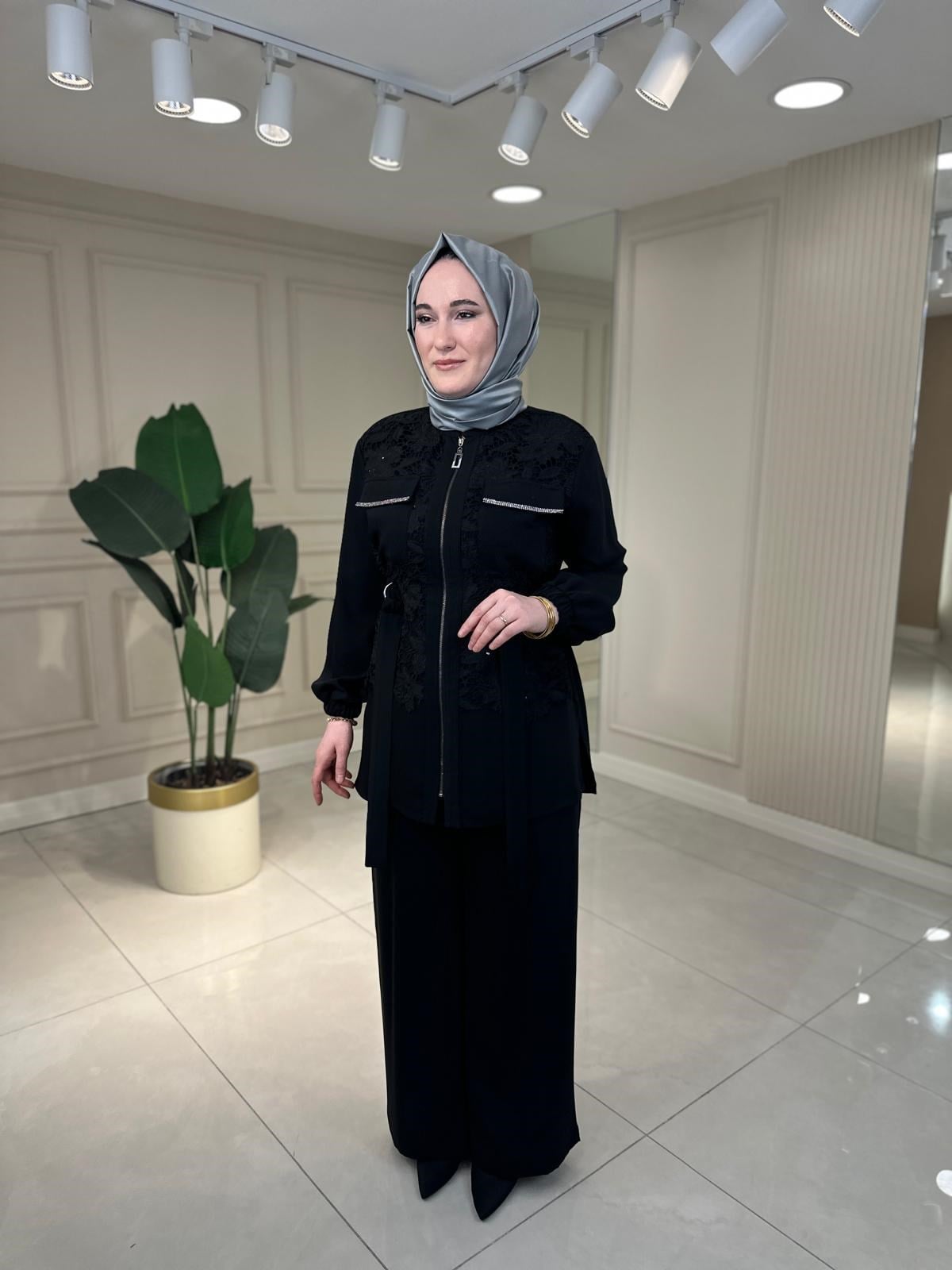 3037 Lili Dantel Takım