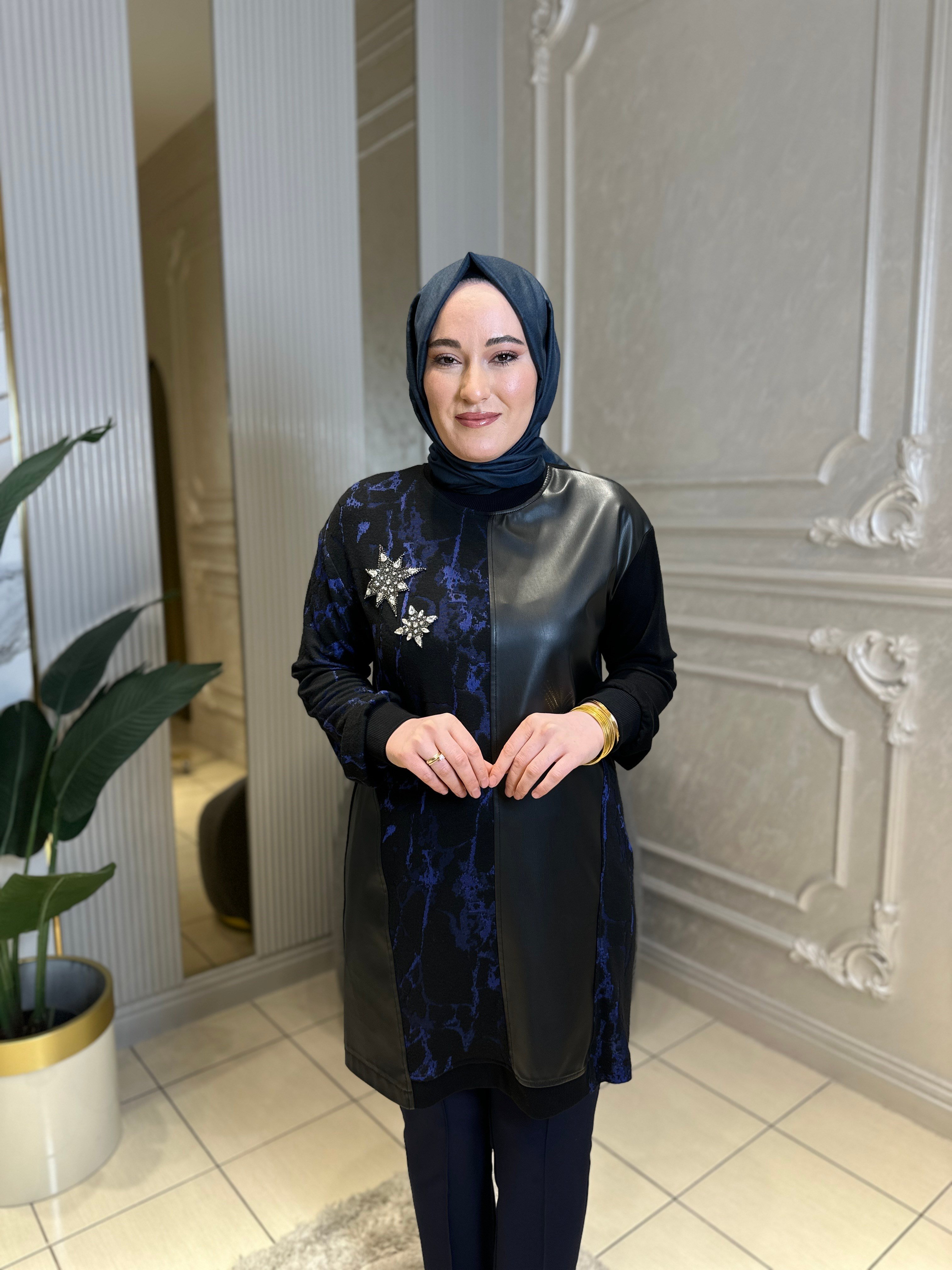 3086 Örümcek Desenli Örme Tunik