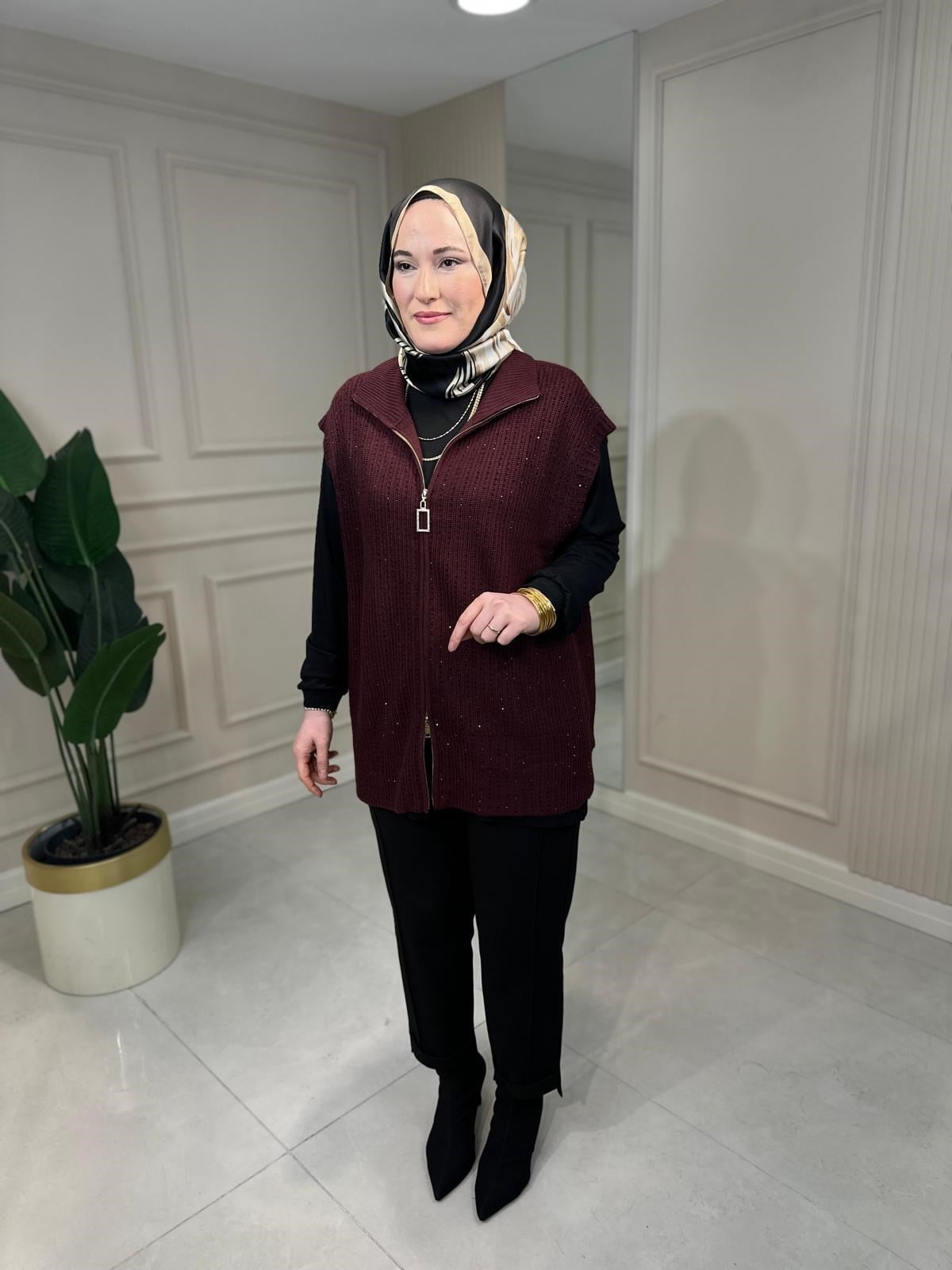 3302 Ghisa Yelek