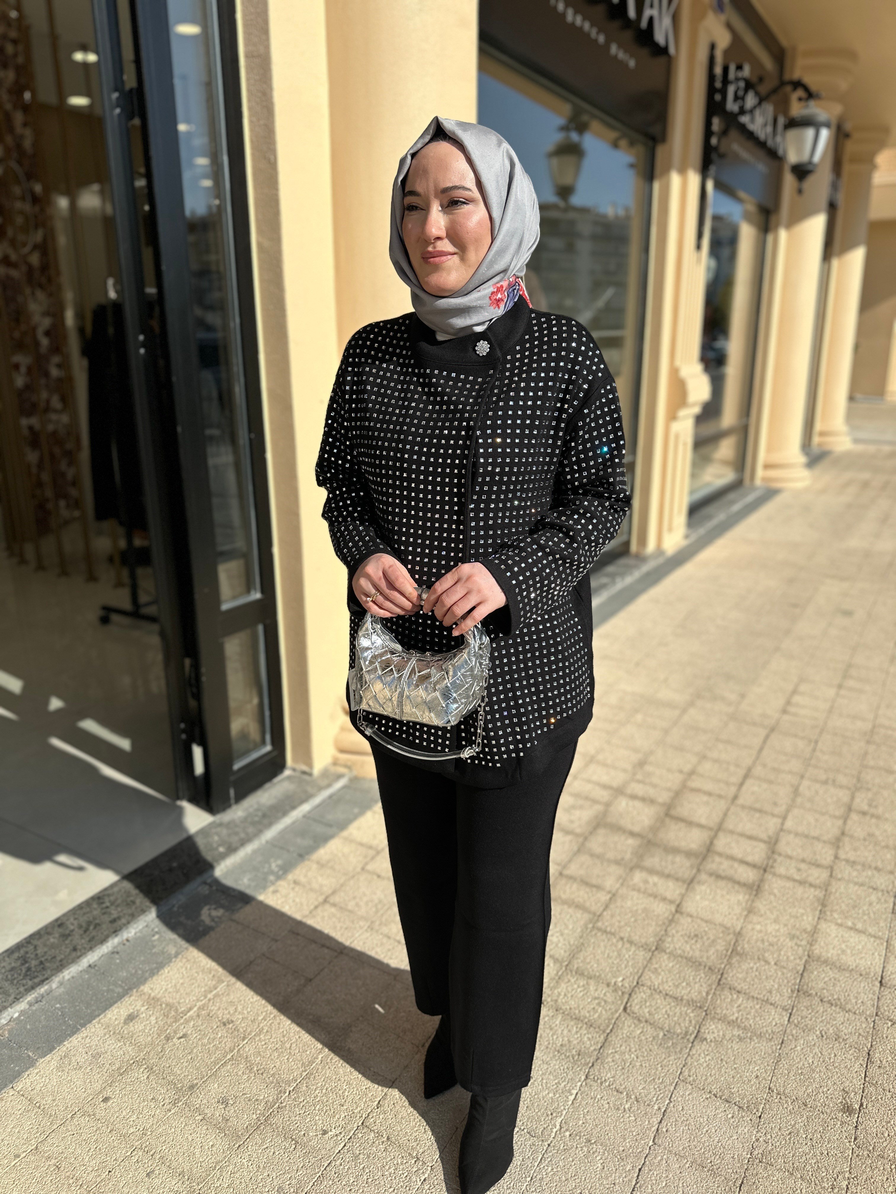 3988 Ghisa Taş Detaylı Pantolonlu Takım