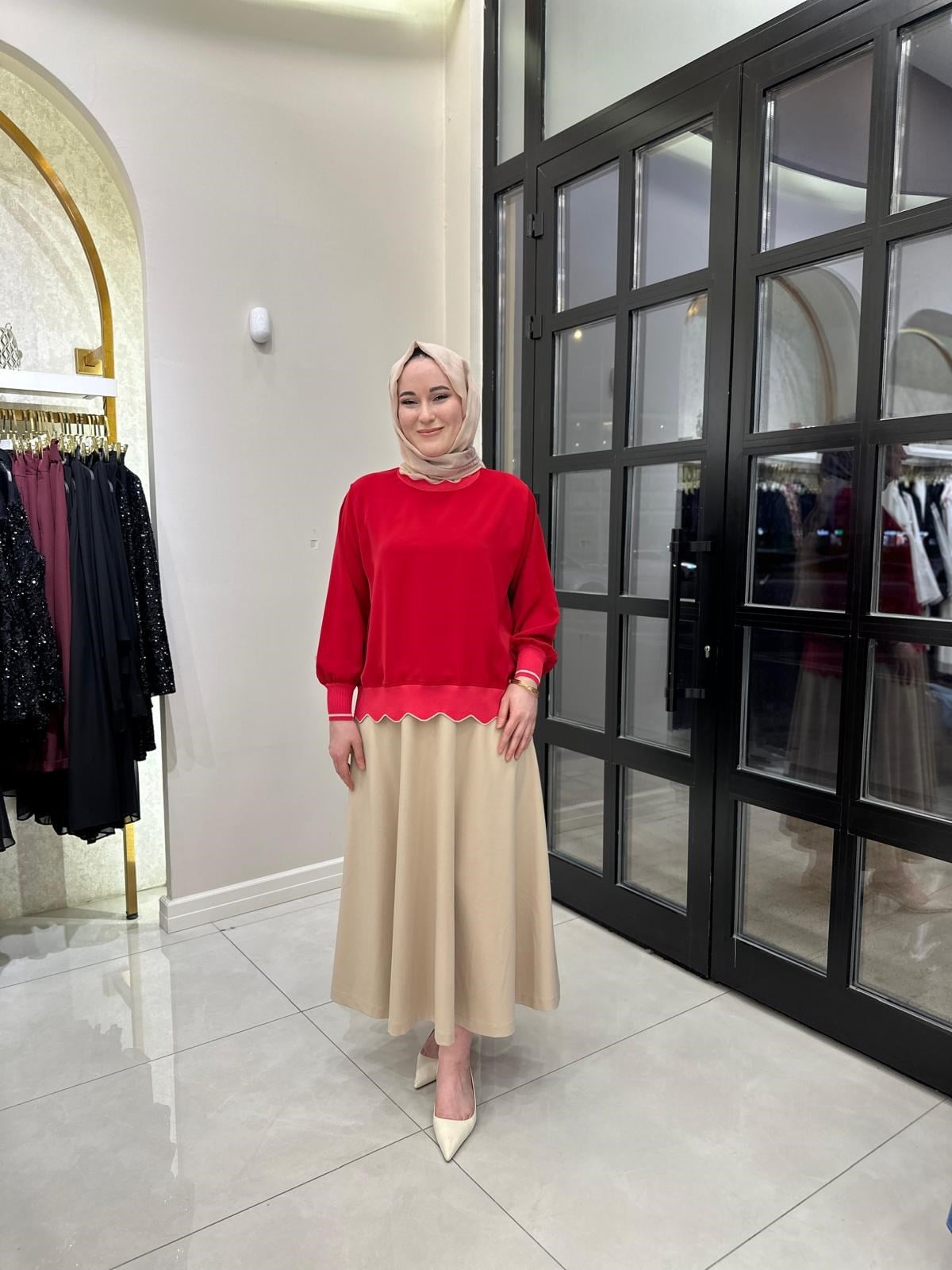 4304 Ghisa Tunik