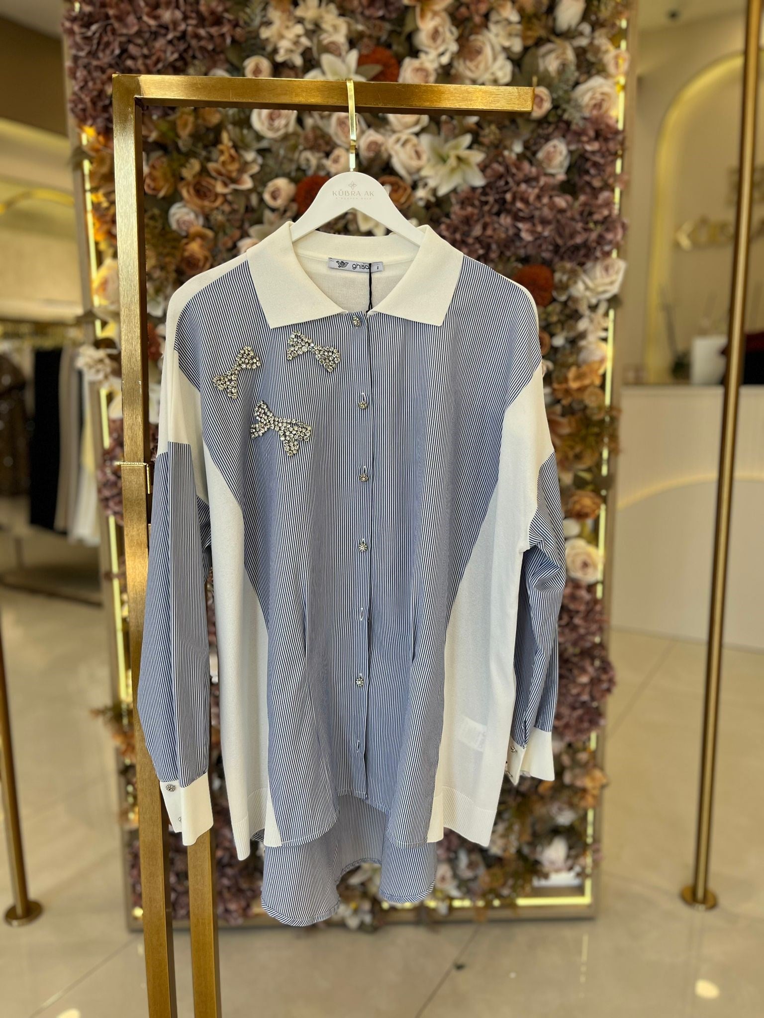 4327 Ghisa Tunik