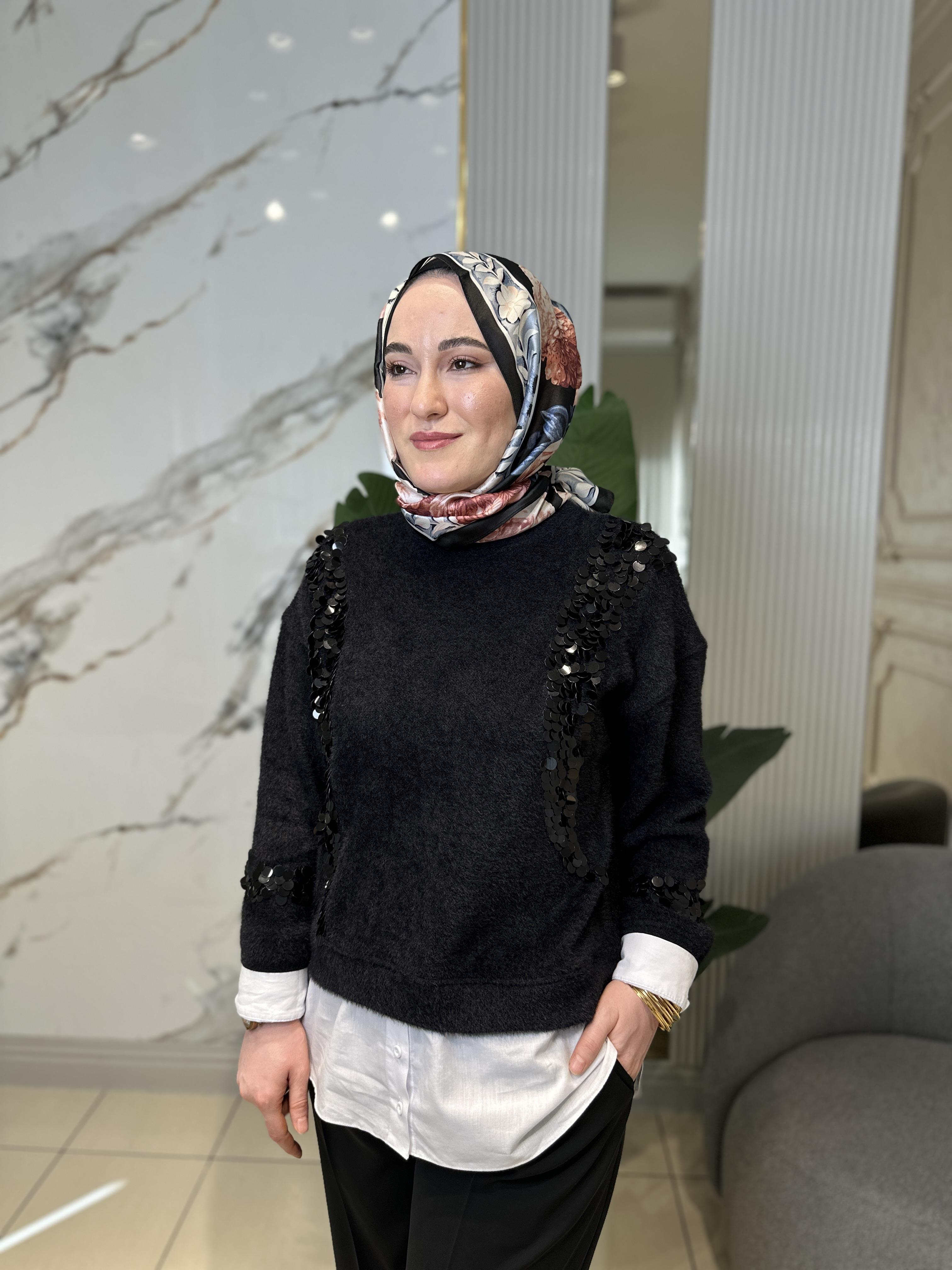 4653 Missemramiss Pullu Gömlek Garni Angora Kazak