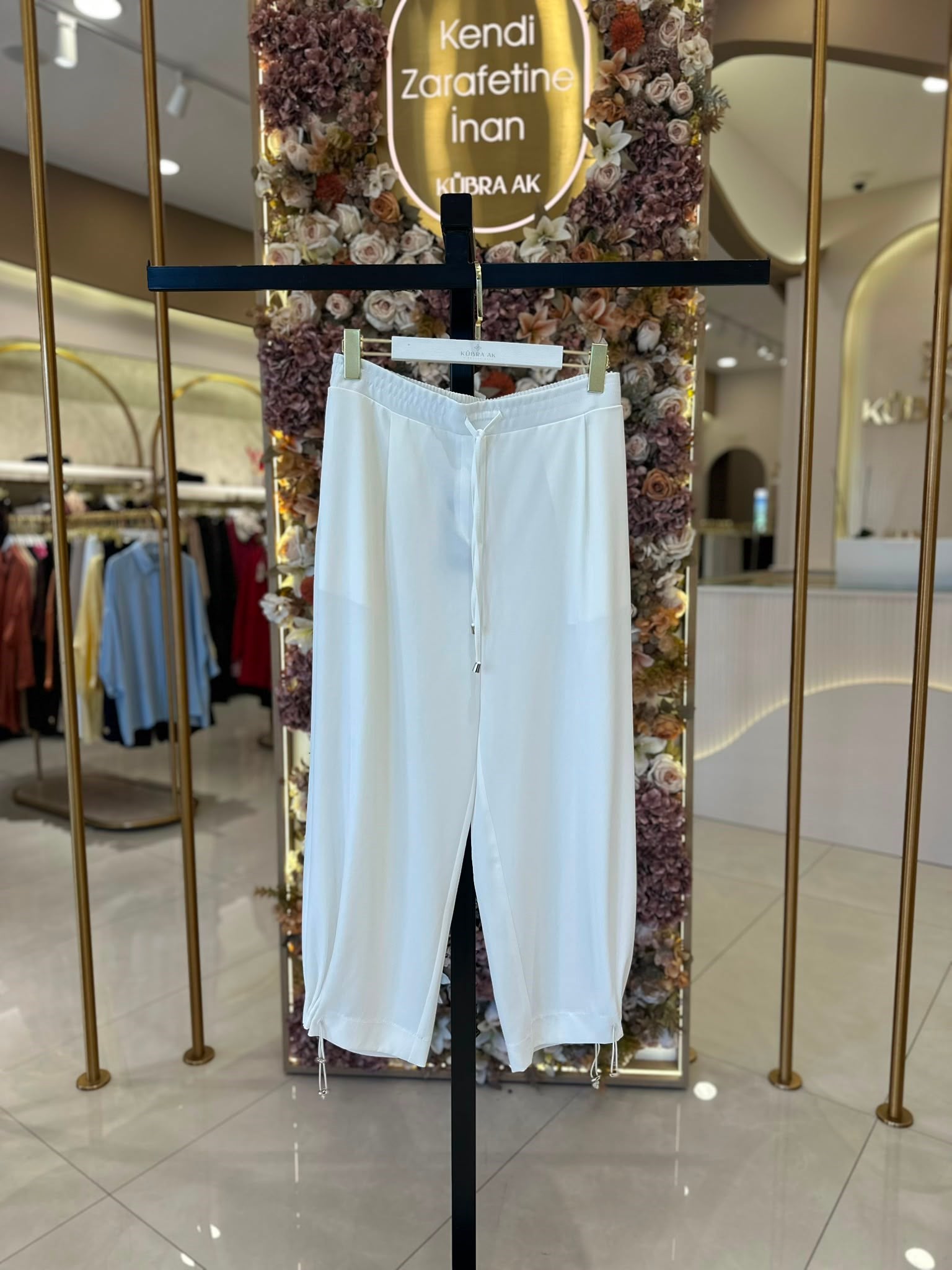 5551 Paça Kapsüllü Pantolon