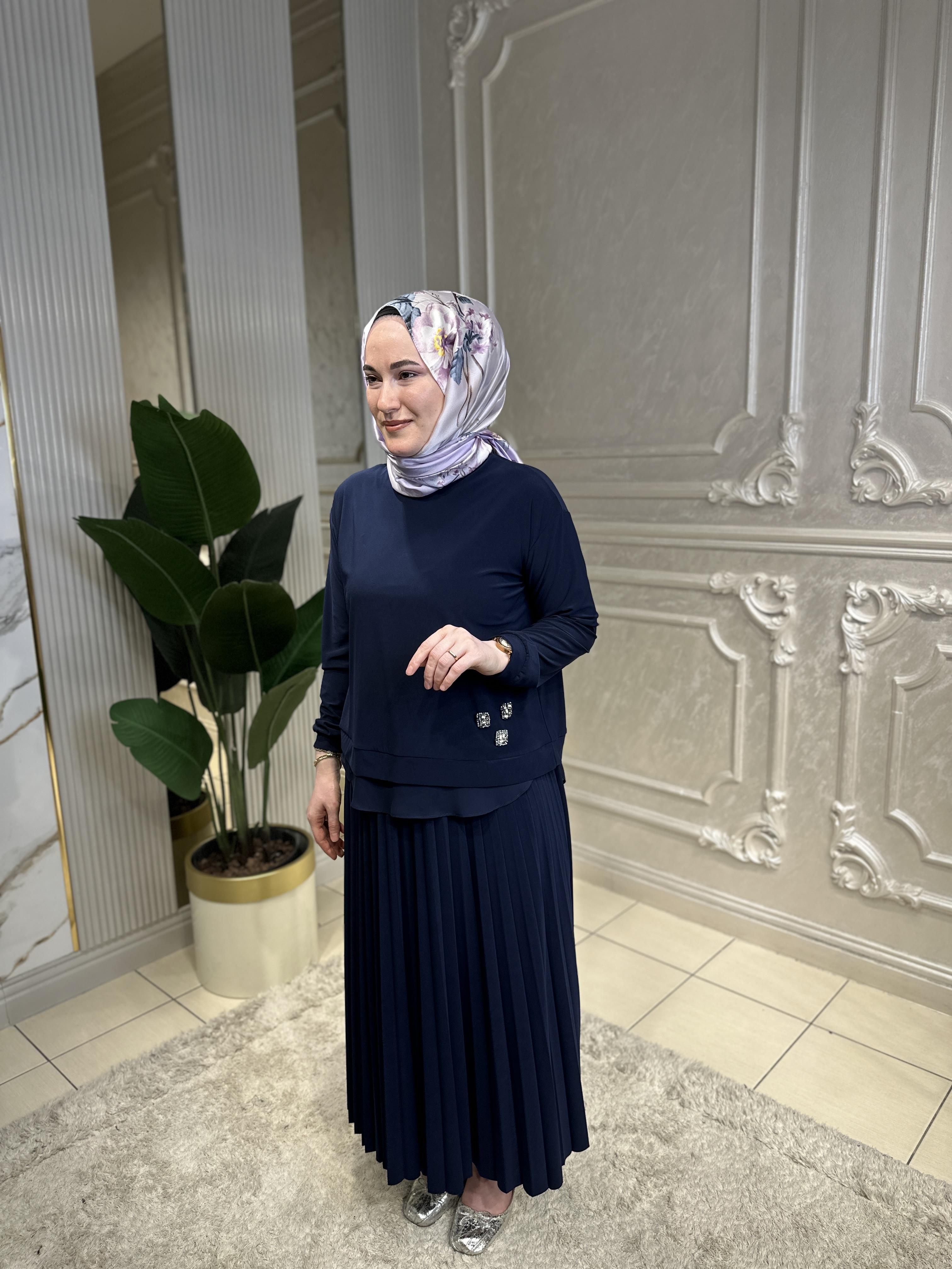 5982 Tuniğinin Önü Boncuk Taş Ve Şifon Detaylı Sandy Etek Takım