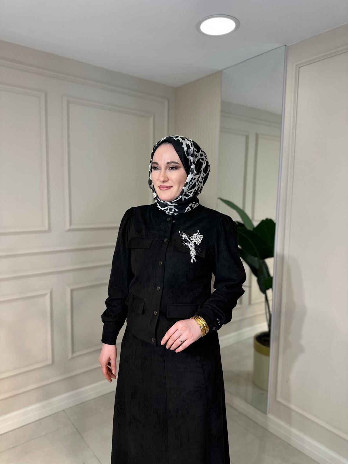 7304 Süet Bomber Ceketli Takım