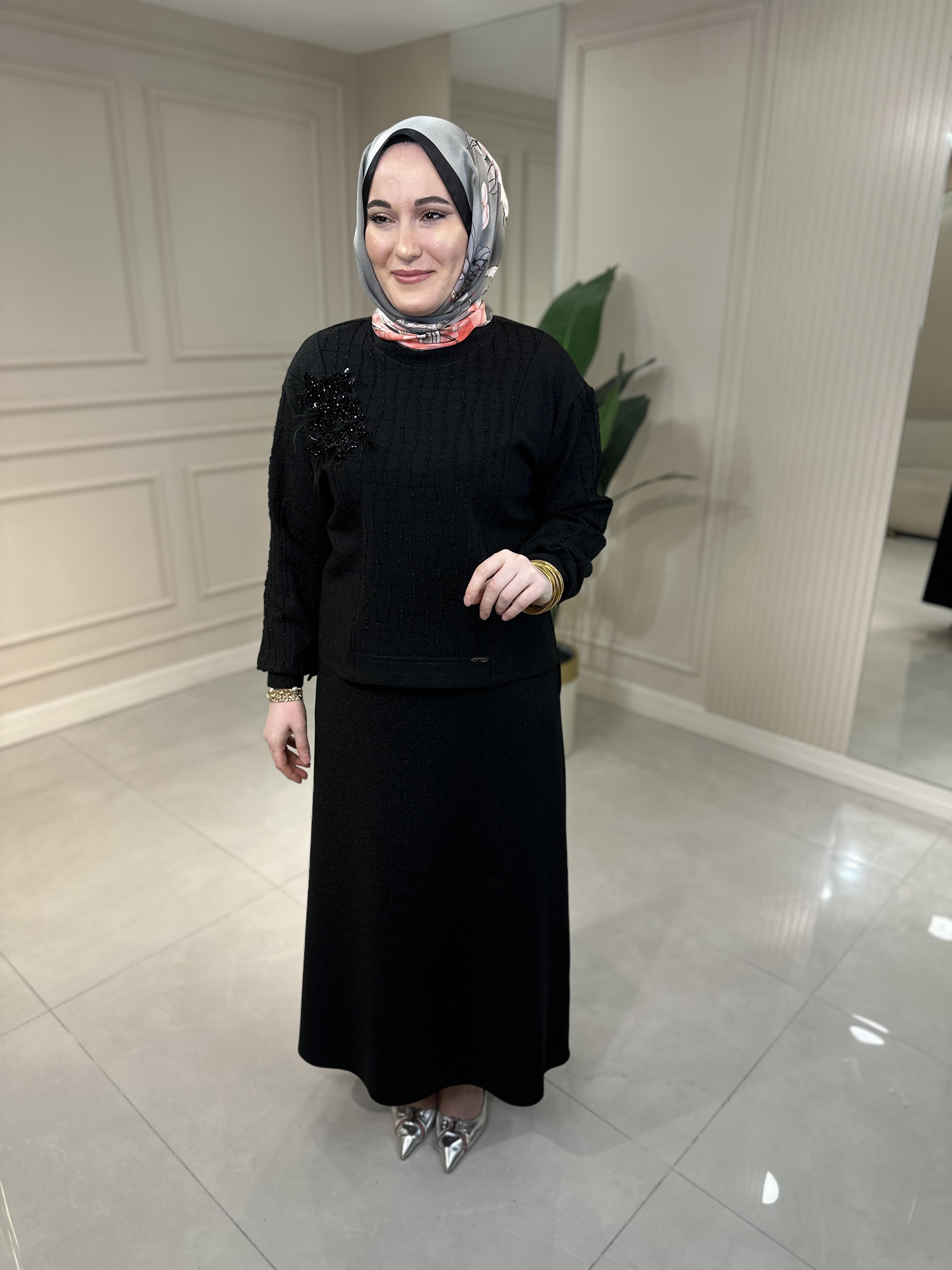 7337 Örme Kare Simli Etek Bluz Takım