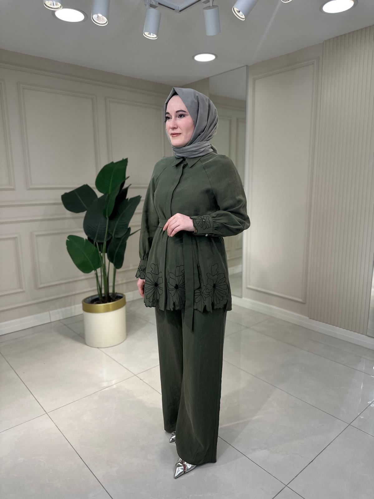 8666 Pantolon Takım