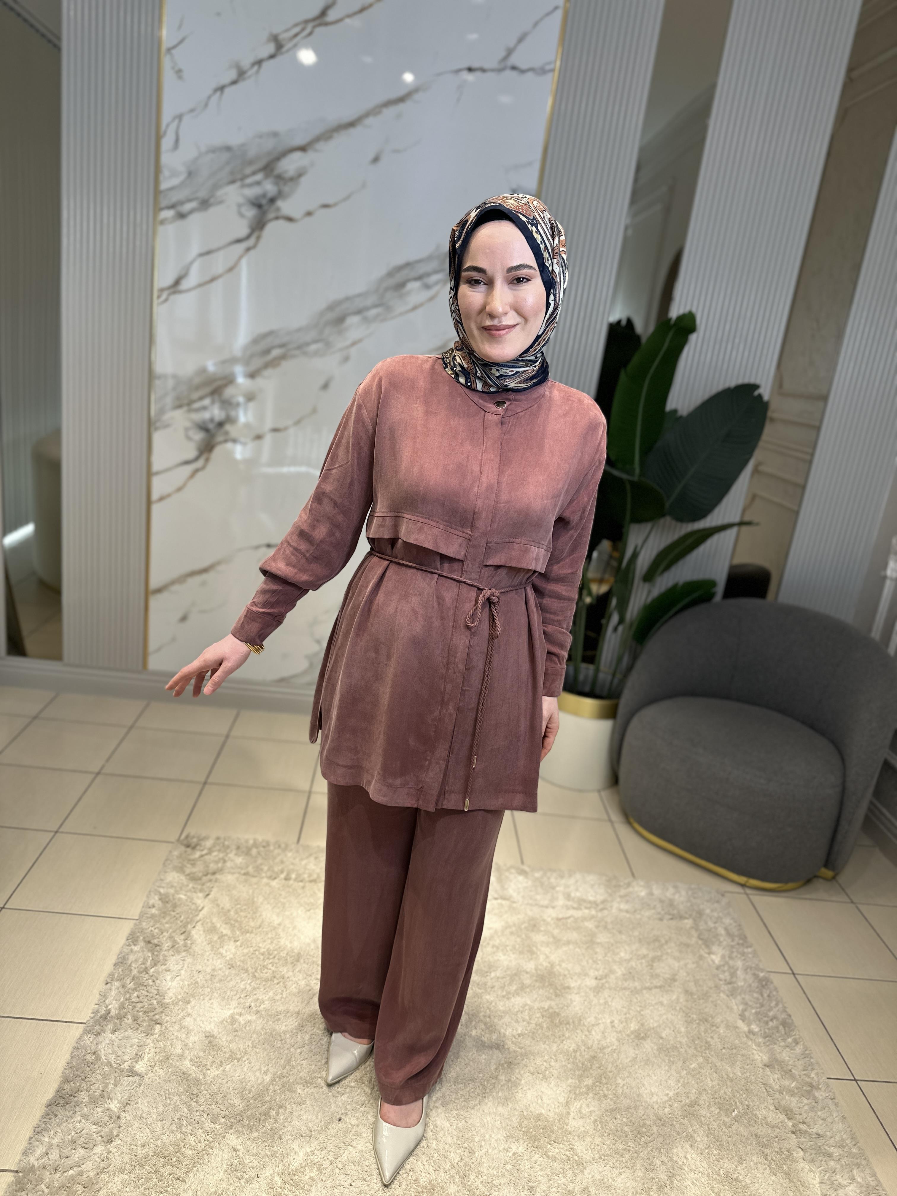 0040 New Jasmy Pantolonlu Takım