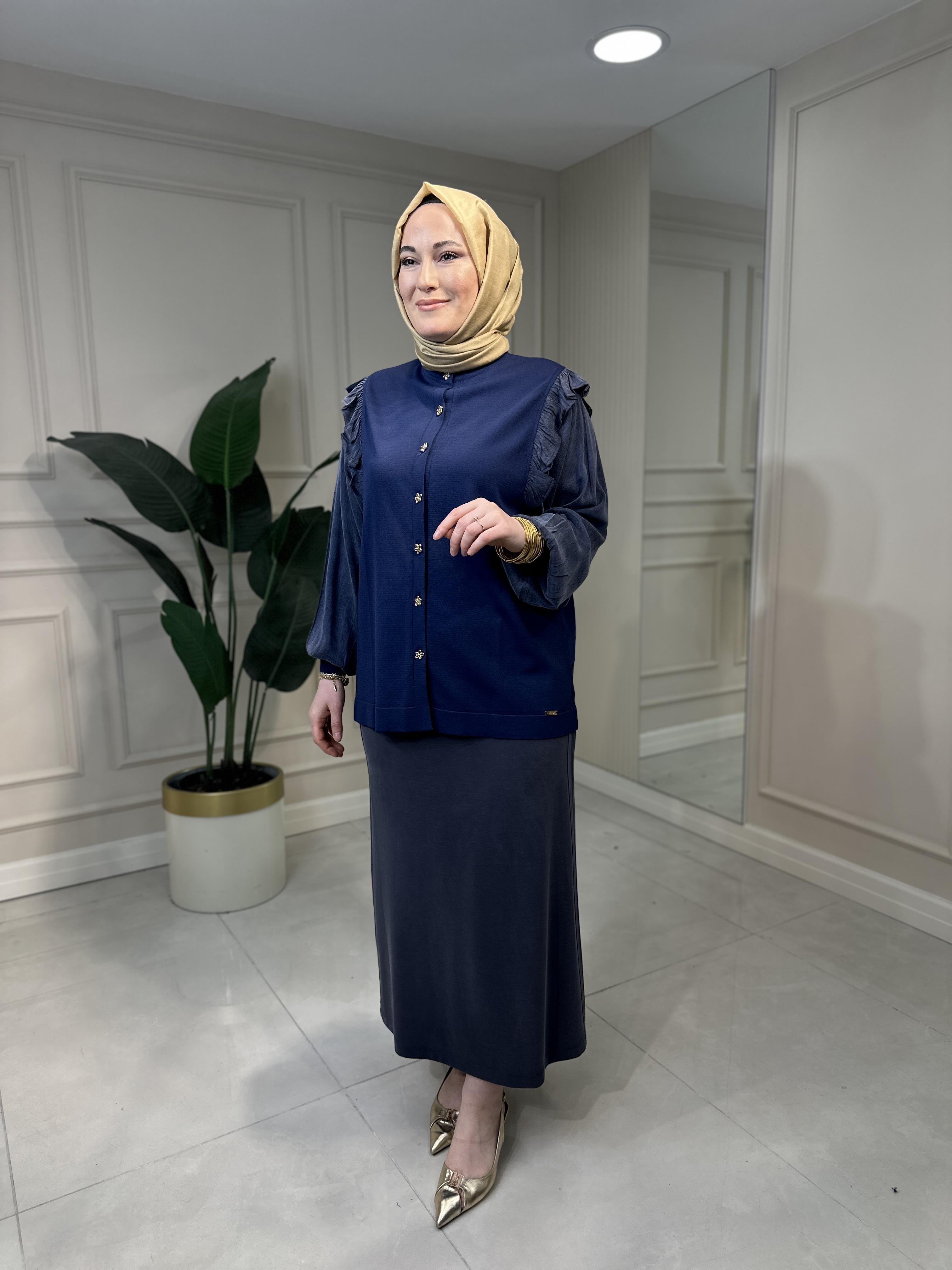 3086 Kolu Kare Kesimli Fırfırlı Hırka