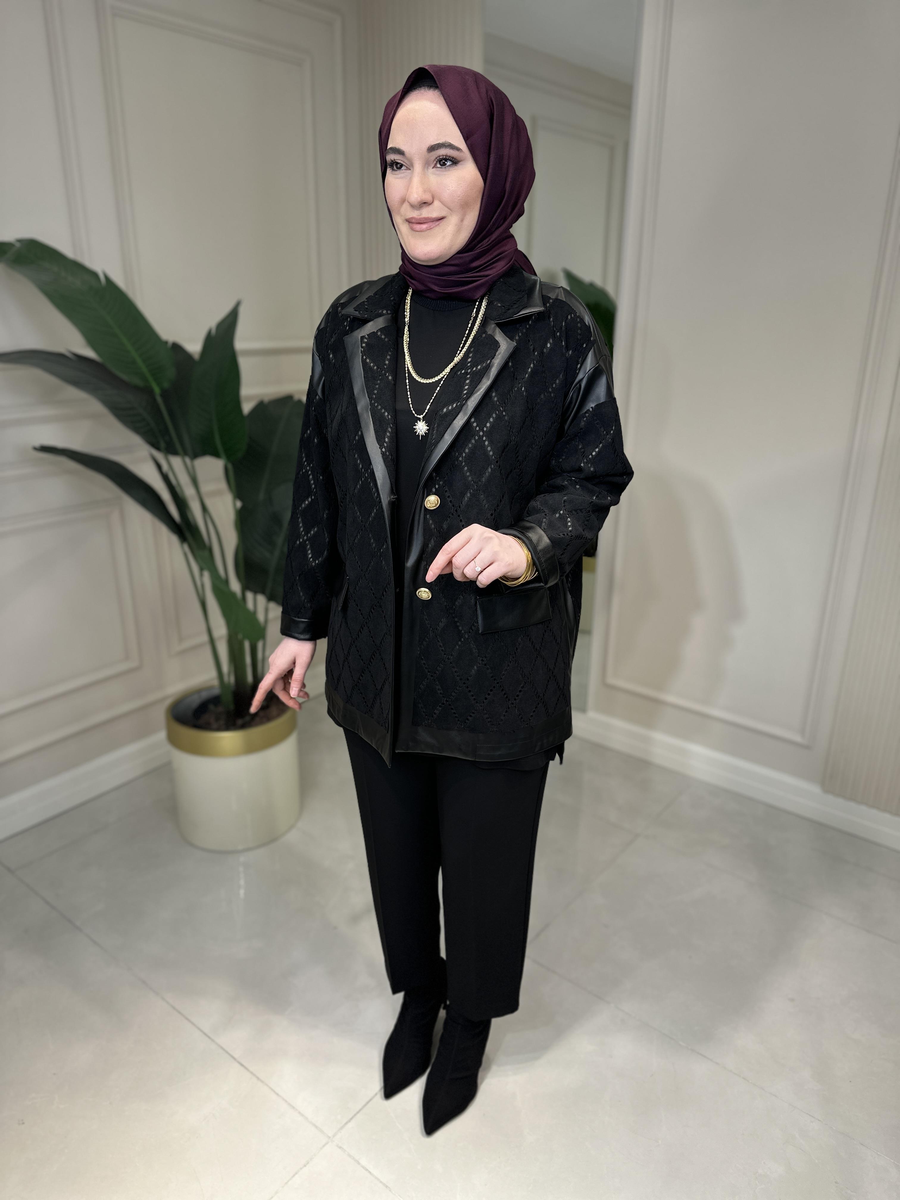 3258 Ghisa Ceket