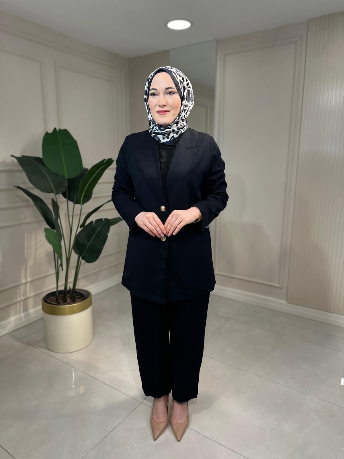 3263 Ghisa Takım